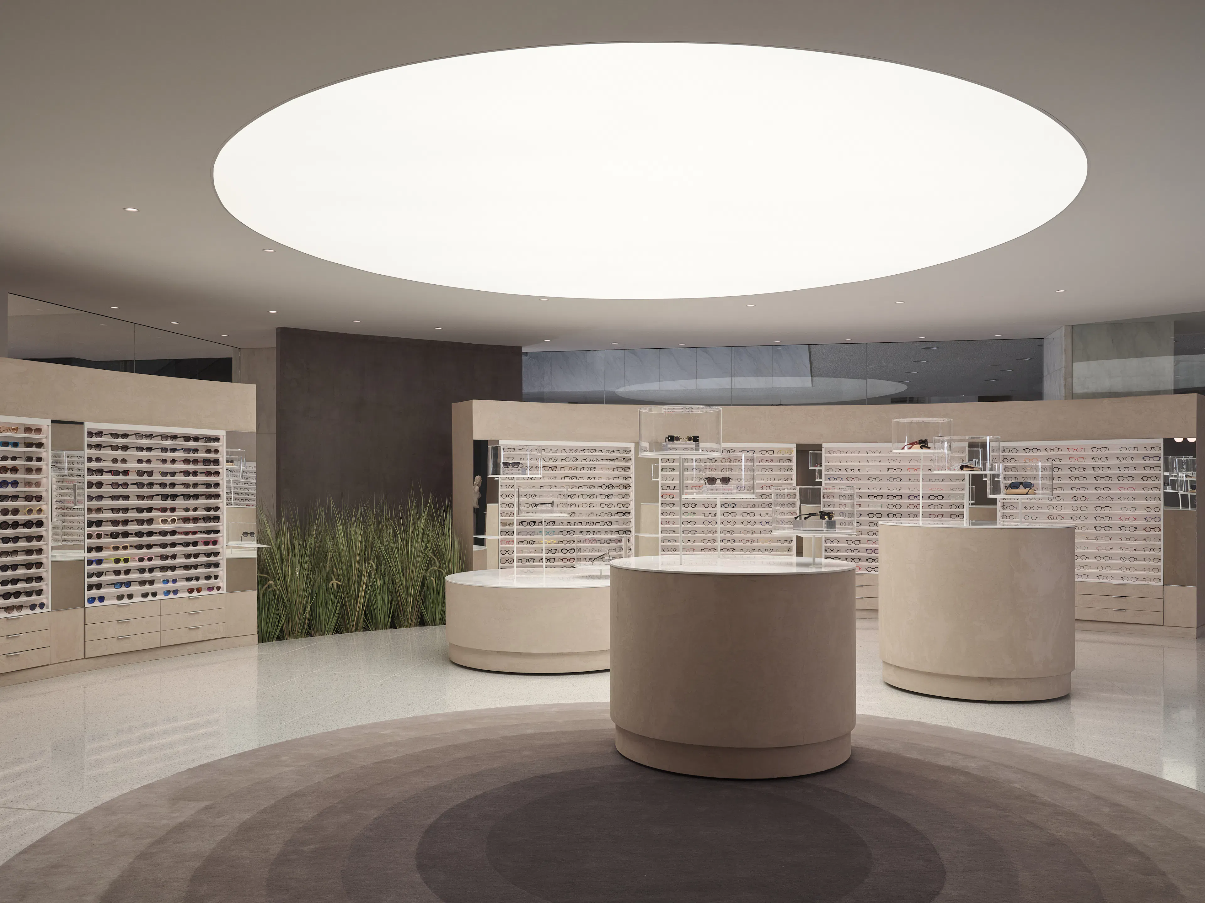 Karir Eyewear Boutique — 3