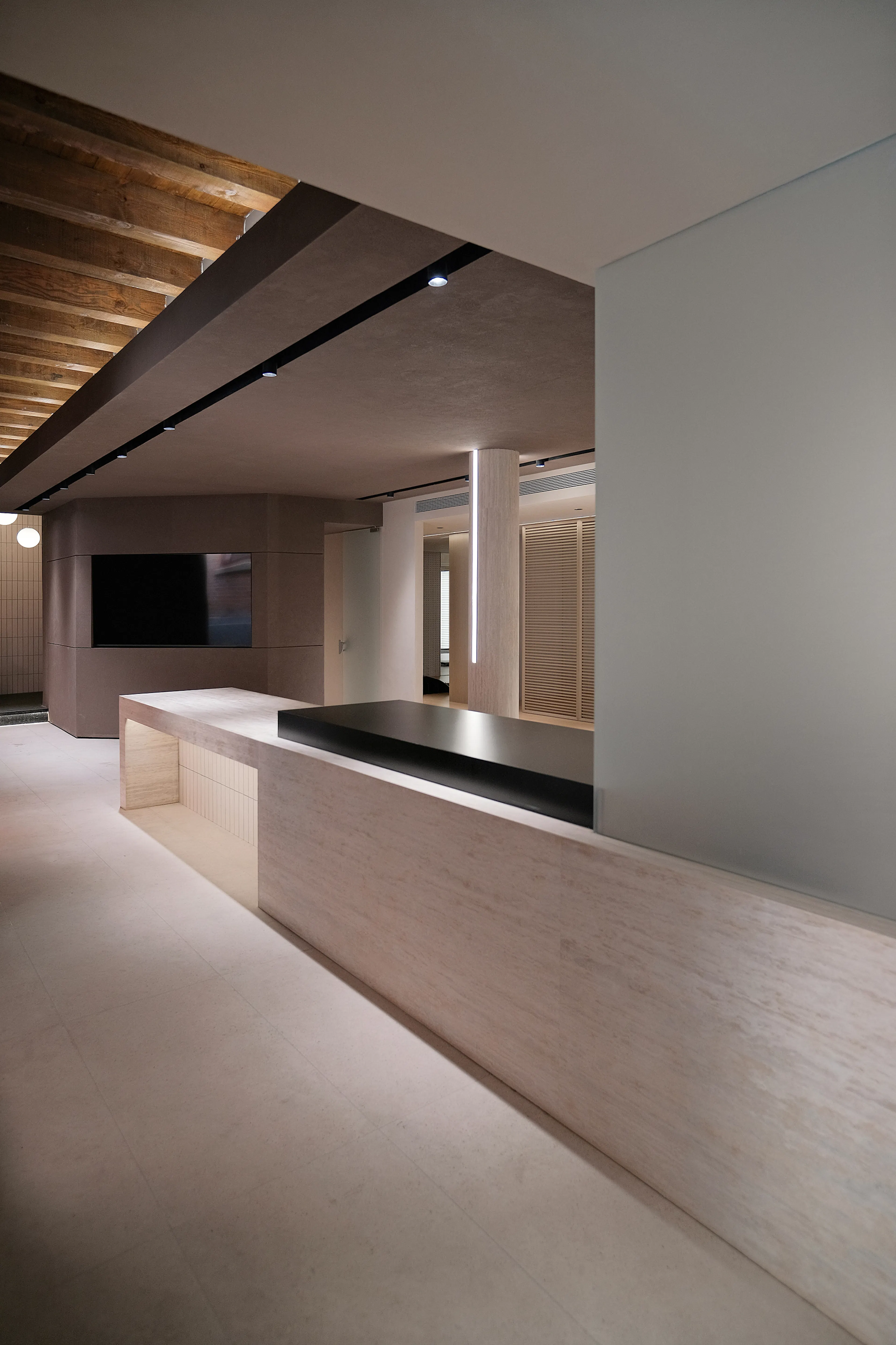 ARCH ARCH Gyrotonic Art Space — 3