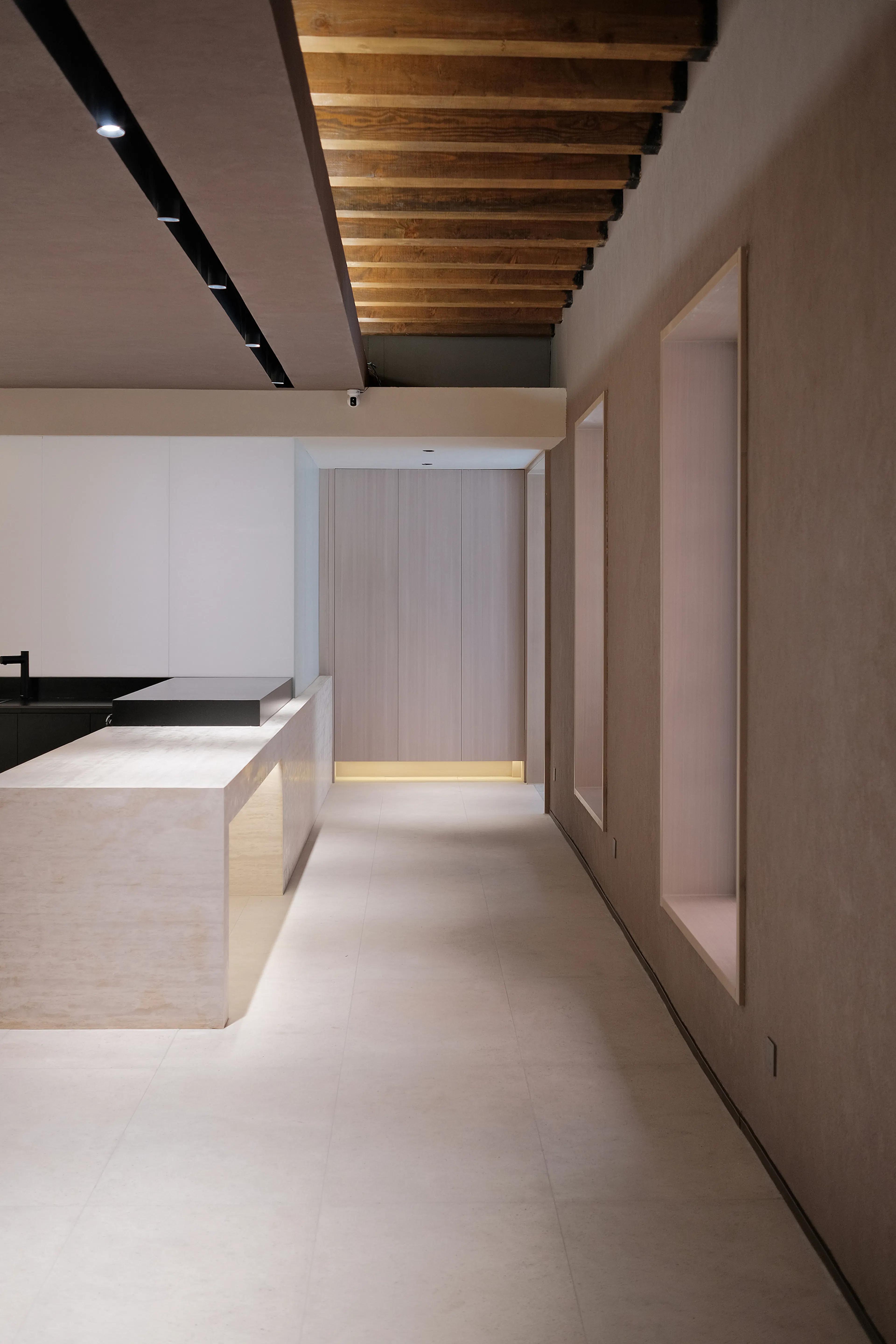 ARCH ARCH Gyrotonic Art Space — 4