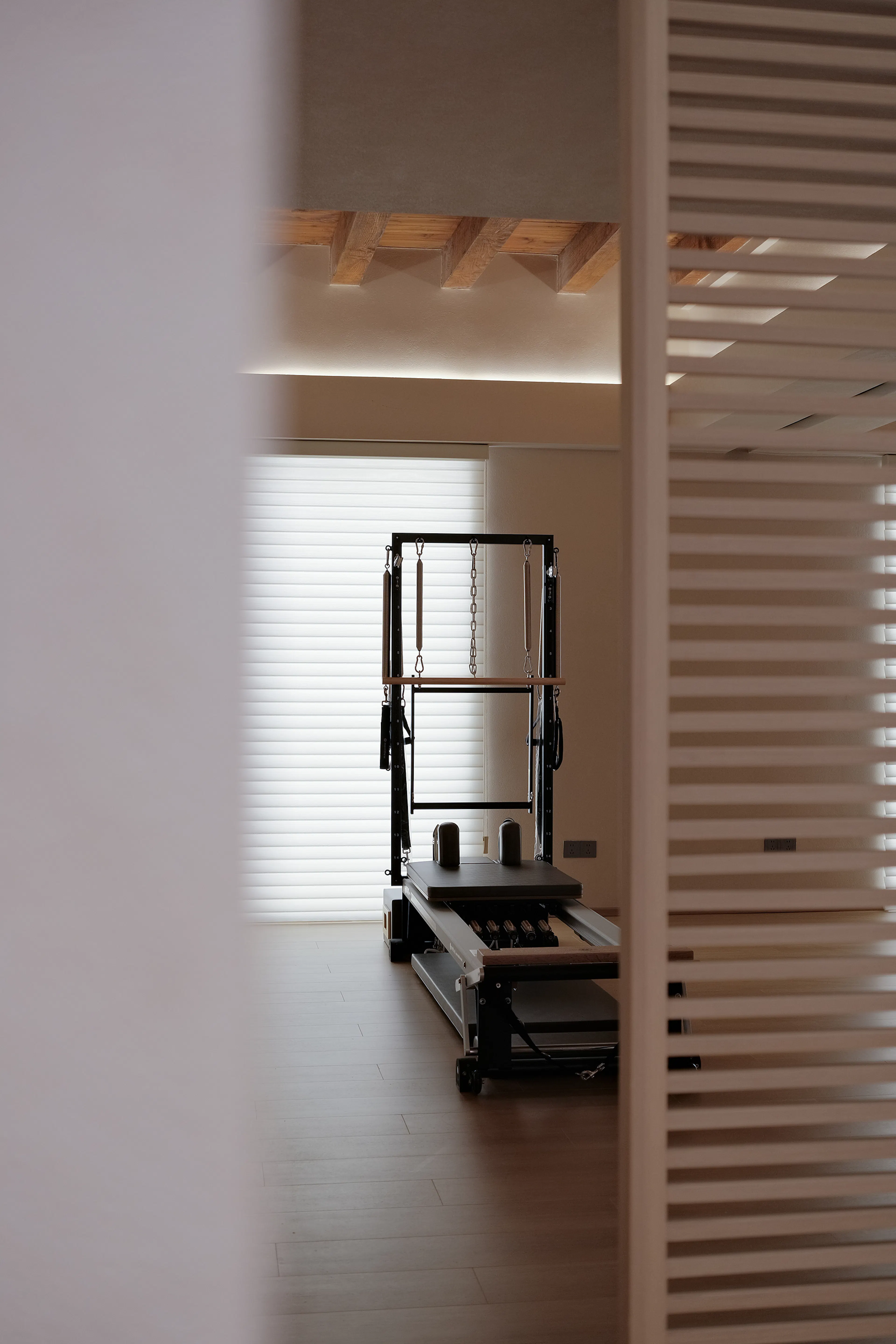 ARCH ARCH Gyrotonic Art Space — 11