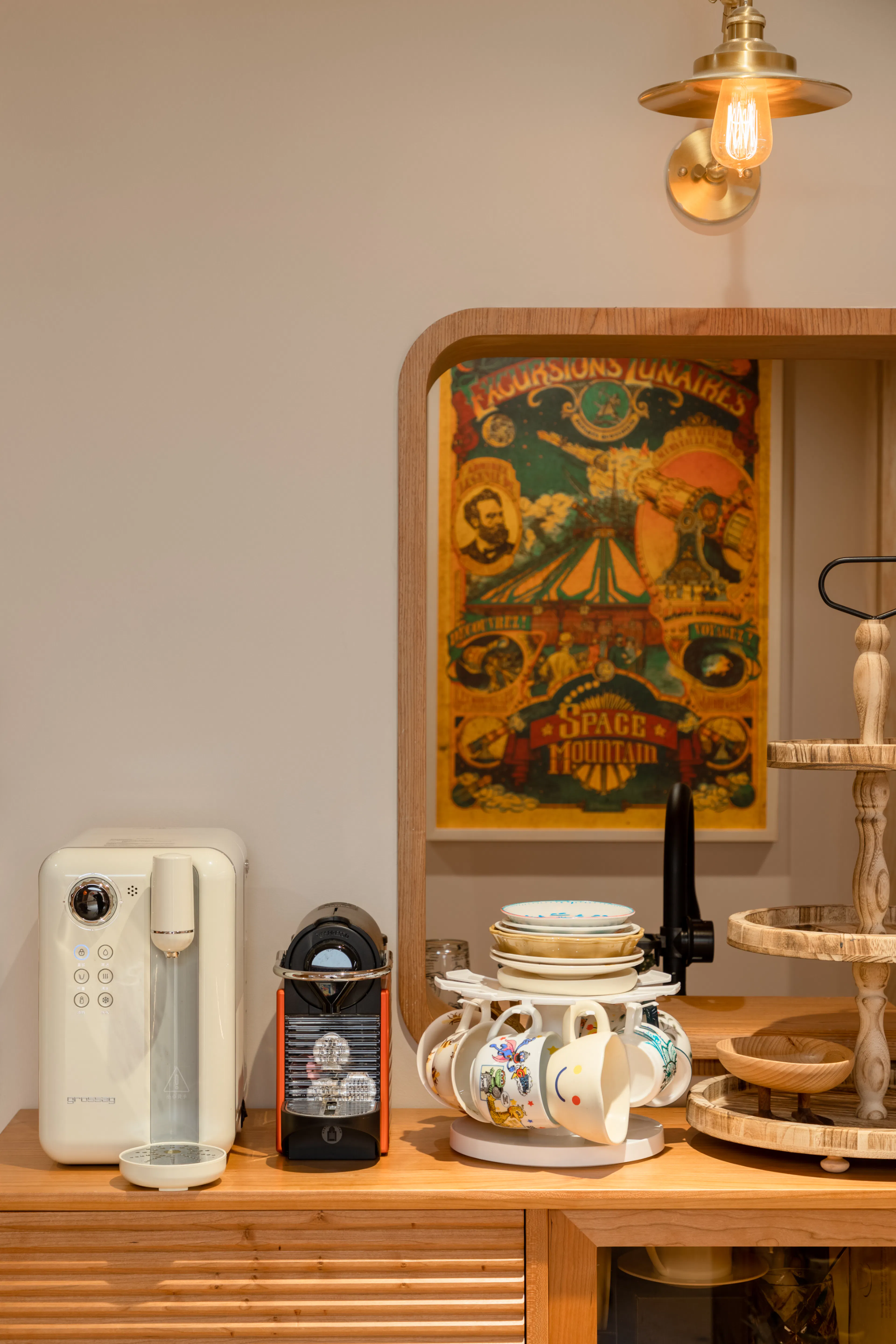 Vlogger Aguai's Home — 19