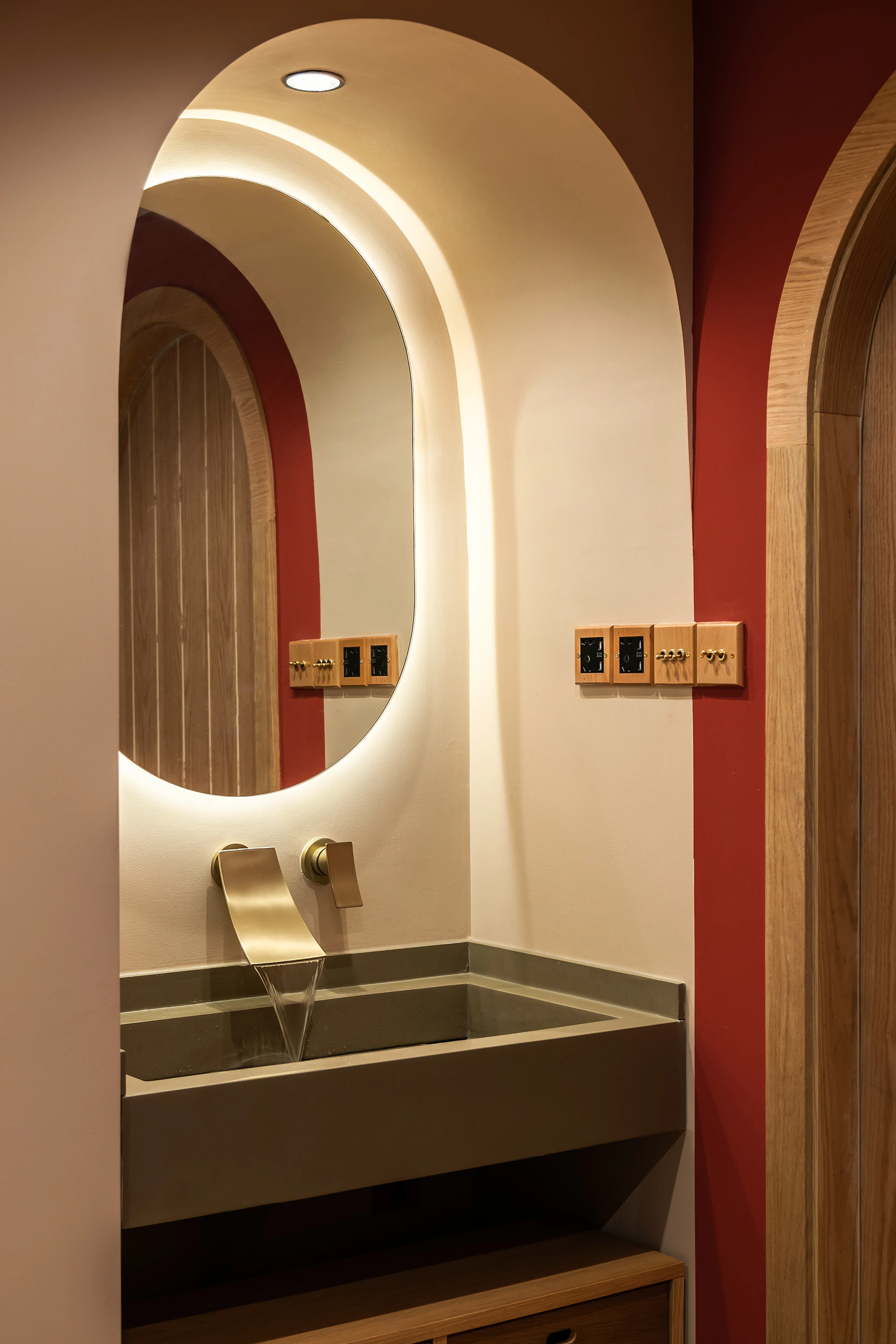 Vlogger Aguai's Home — 34