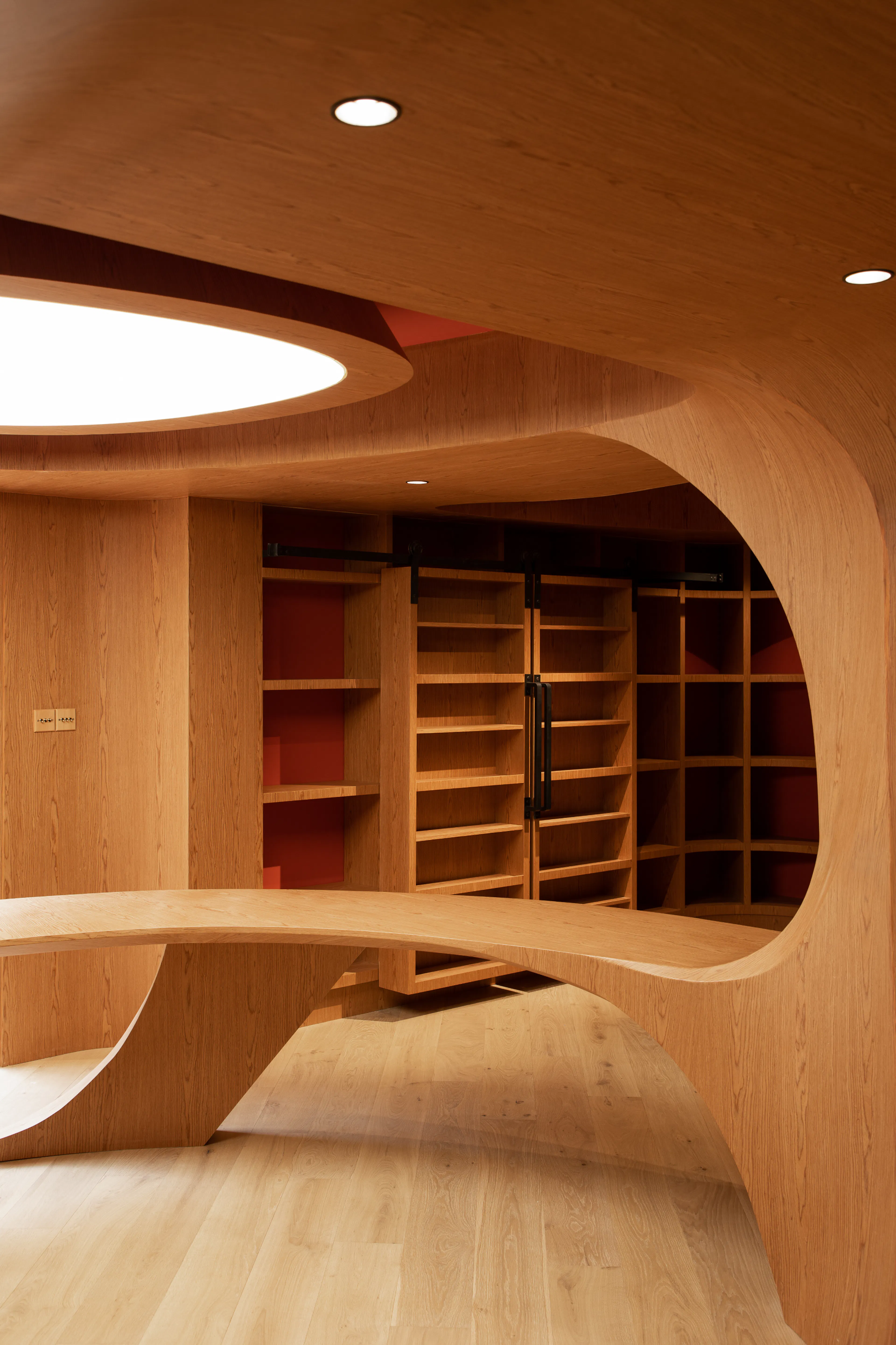 Vlogger Aguai's Home — 48