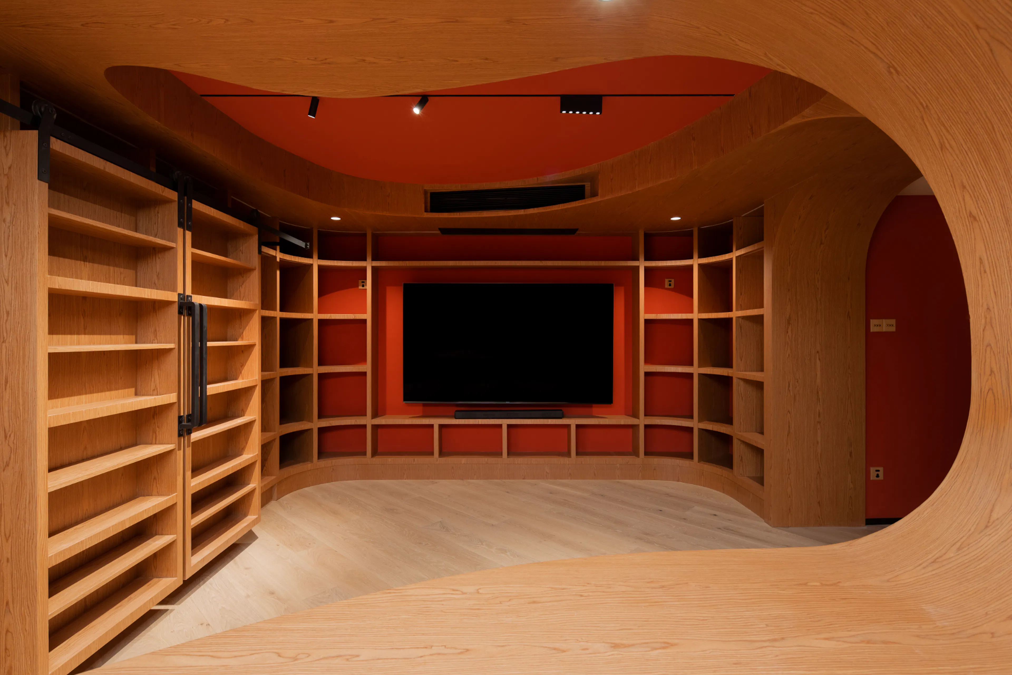 Vlogger Aguai's Home — 45