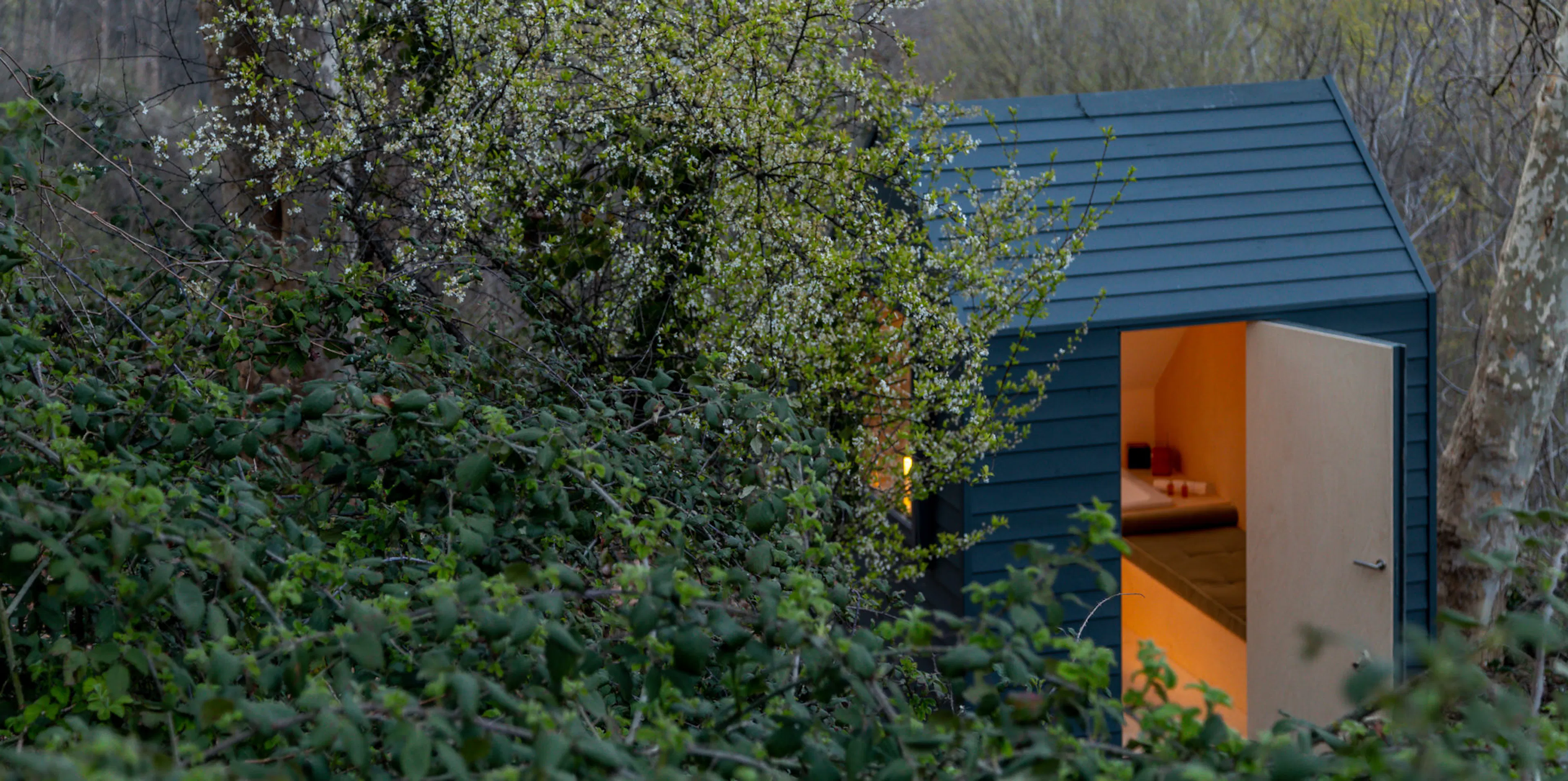 NO.MADE Luxury Mobile Home