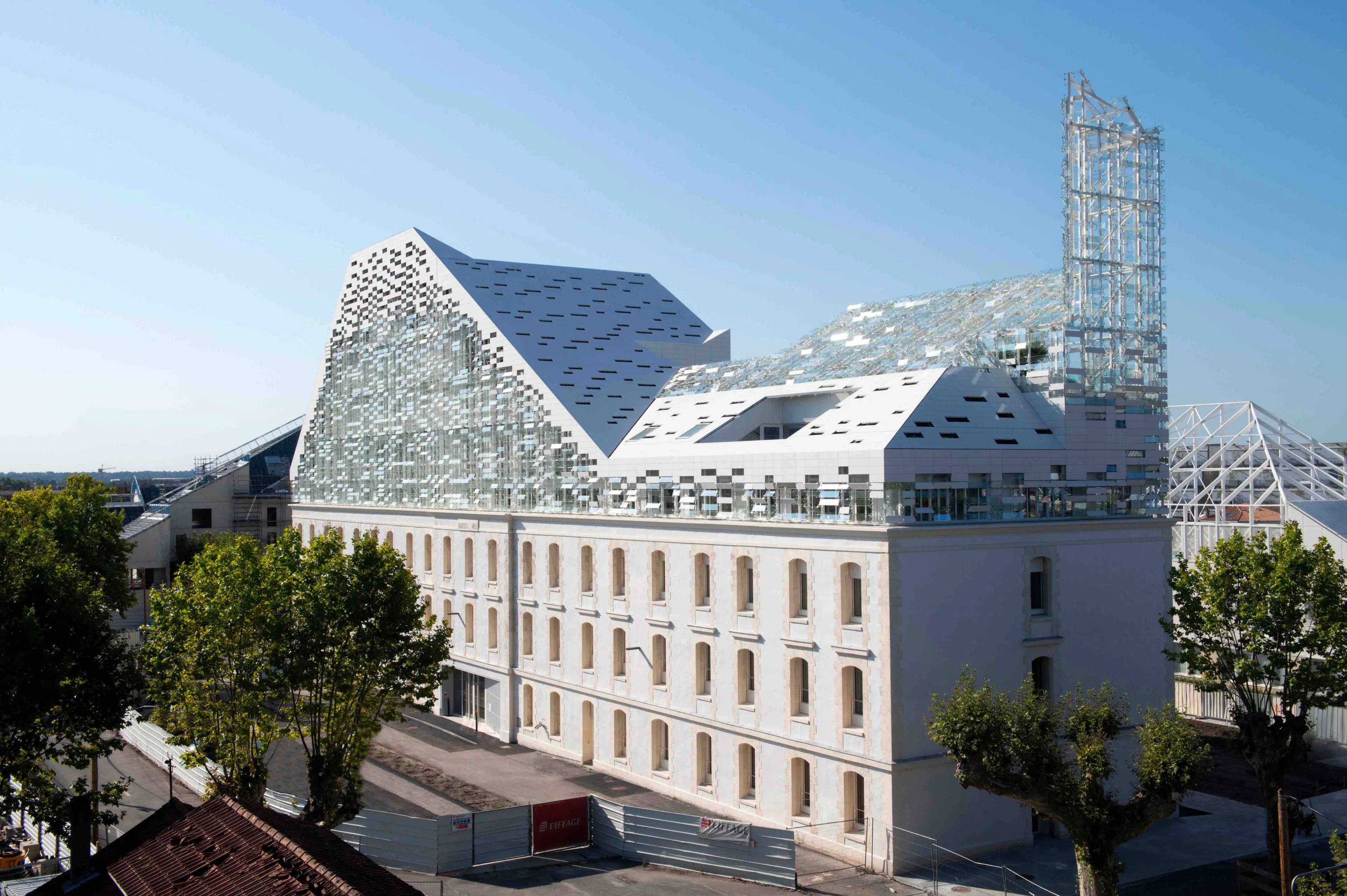 ESSCA School of Management Bordeaux — 15