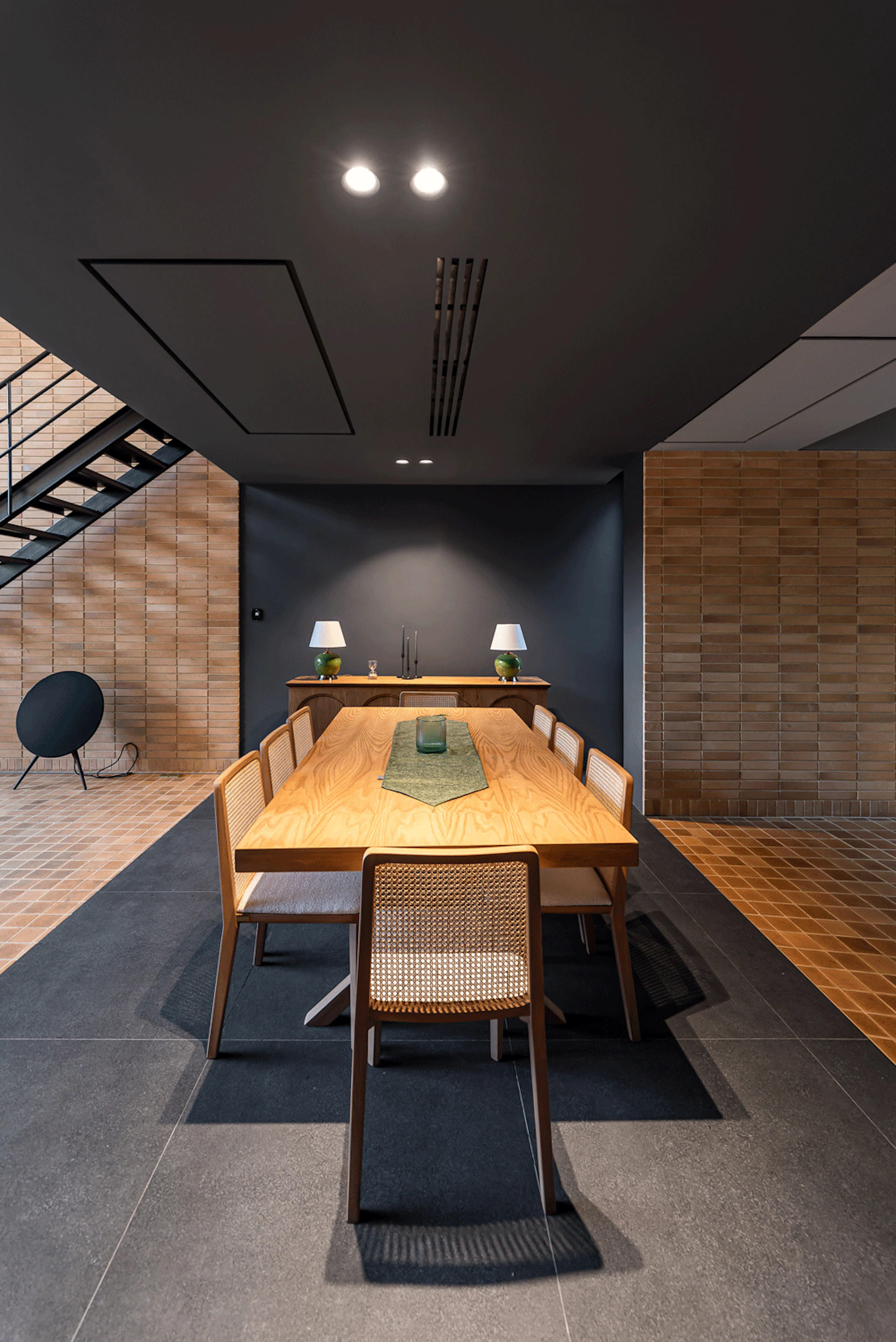 DEHKADEH IWAN — 15