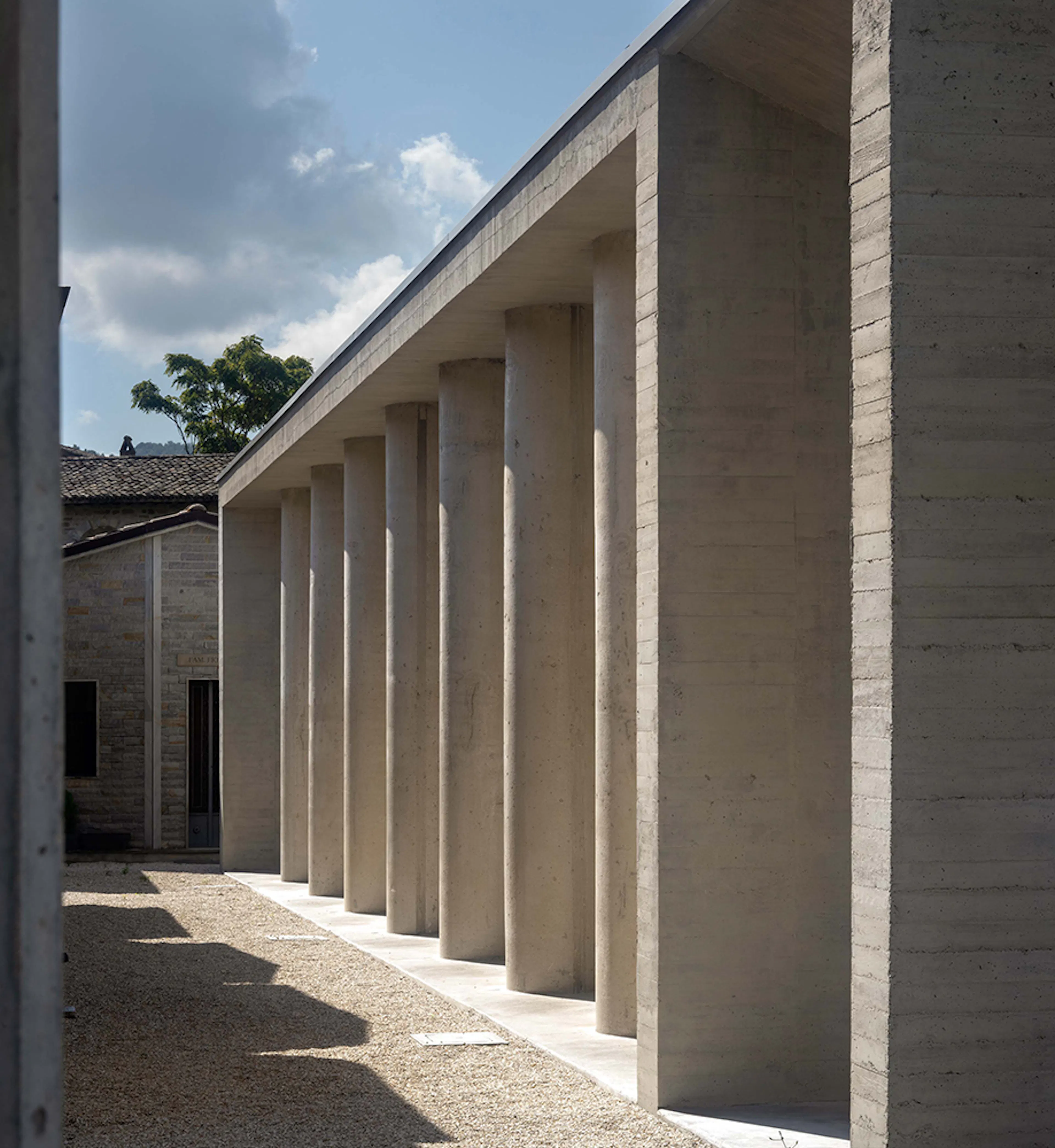 Extension and new “Chapel of the sacred landscape” in the Valfabbrica cemetery — 2