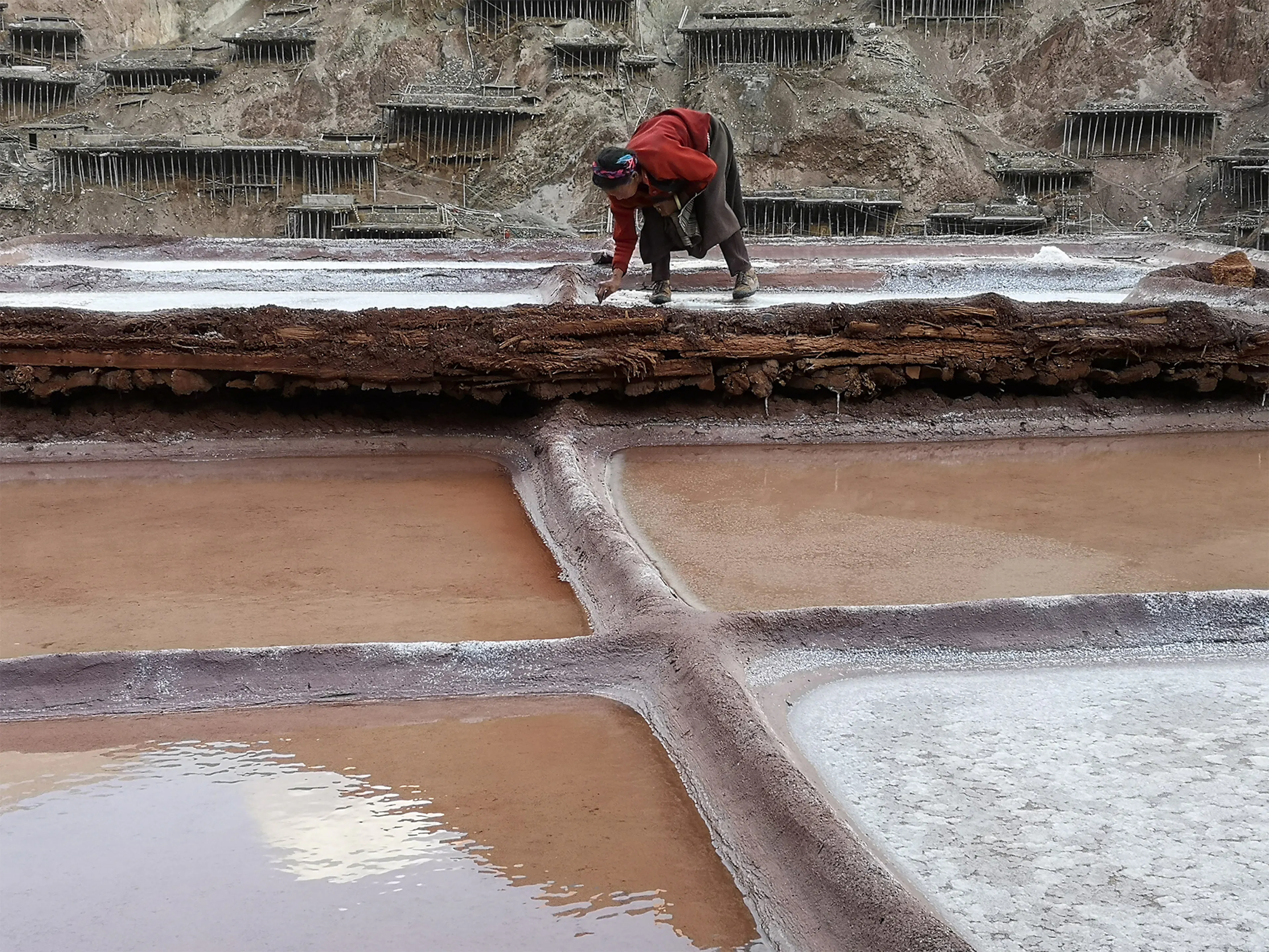 HIDE, A Link between Mountain and River Embedded in Nature --- Quzika 1865 Winery complex — 25