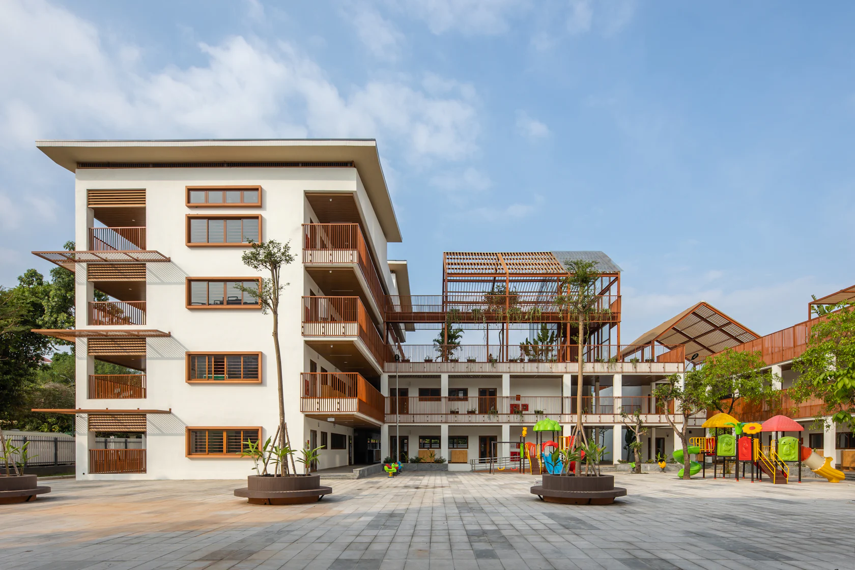 © Sunjin Vietnam Joint Venture Company