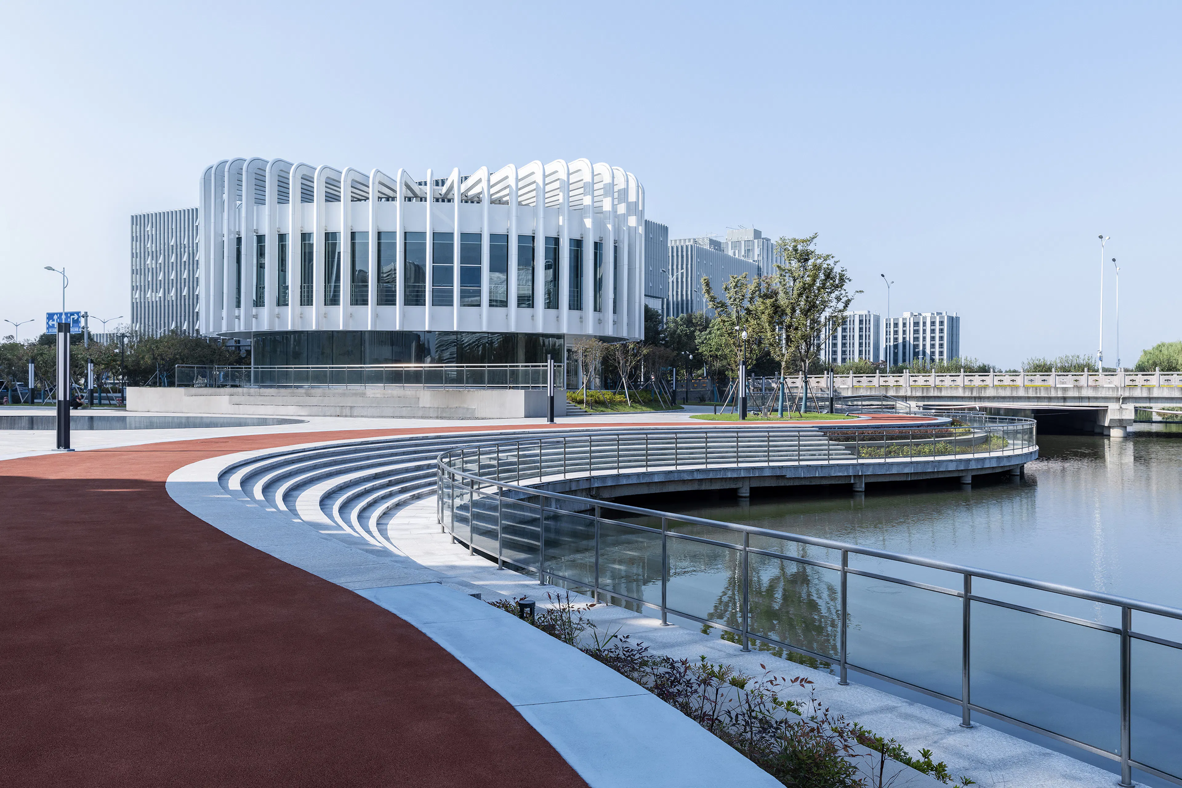 Nine Flow Riverside Art Mall — 5