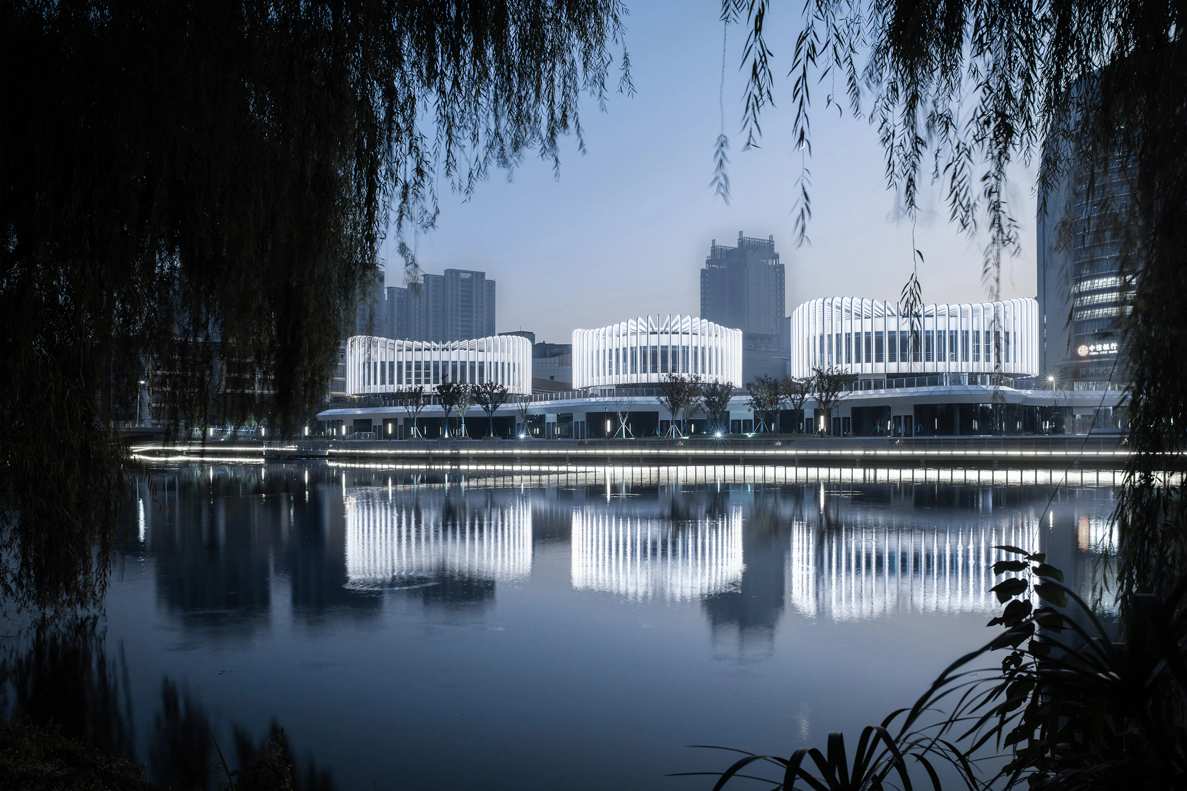 Nine Flow Riverside Art Mall — 6