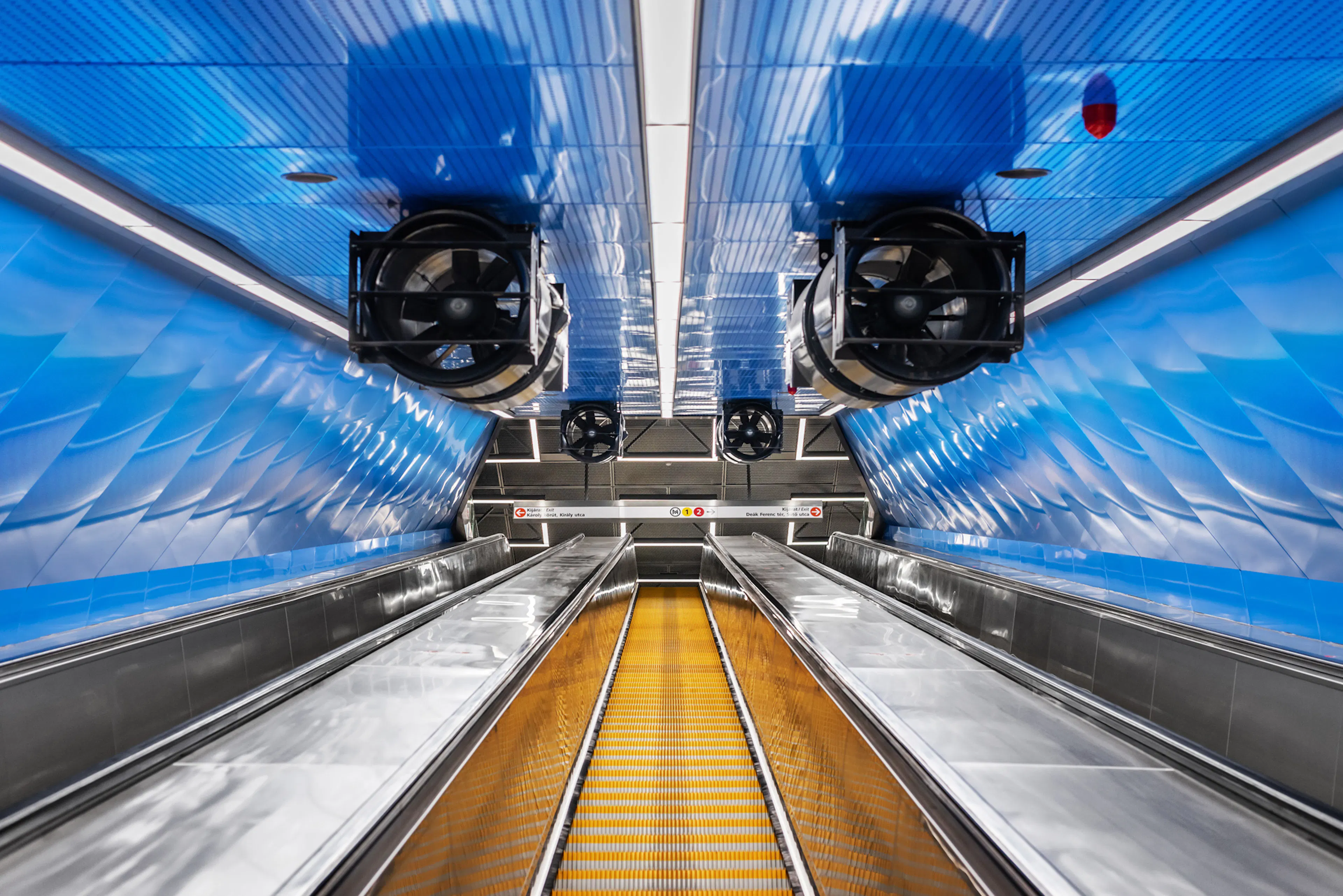 Budapest M3 Deák Ferenc tér Metro Station Renewal — 2