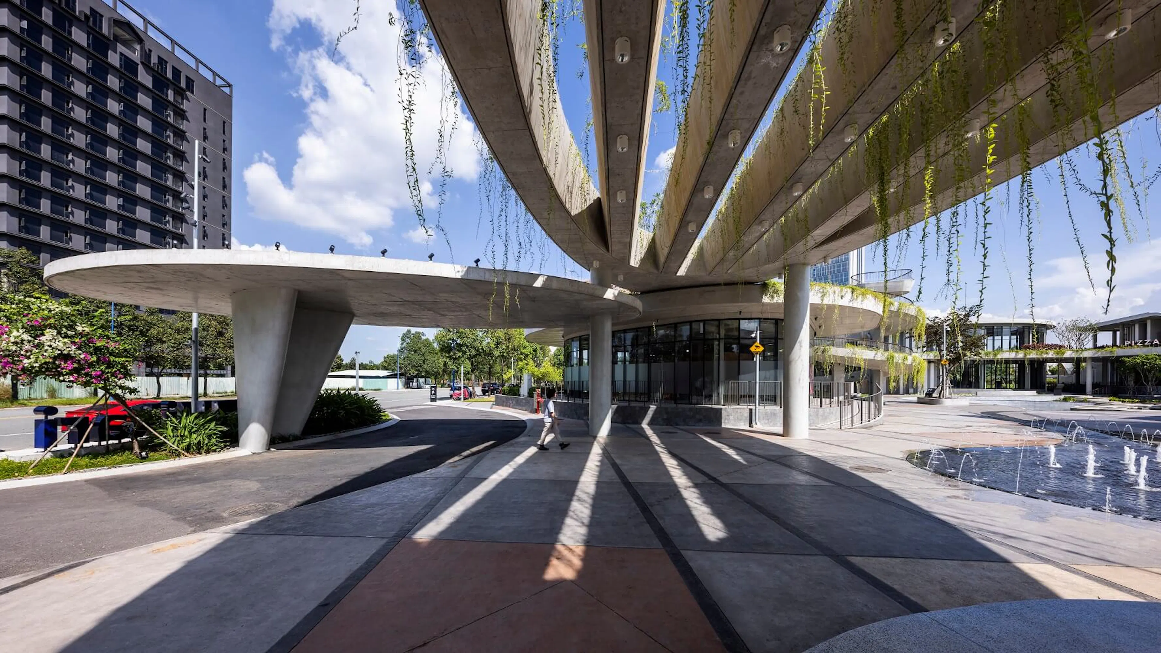 Hikari-4Ps Edutainment Hub — 2