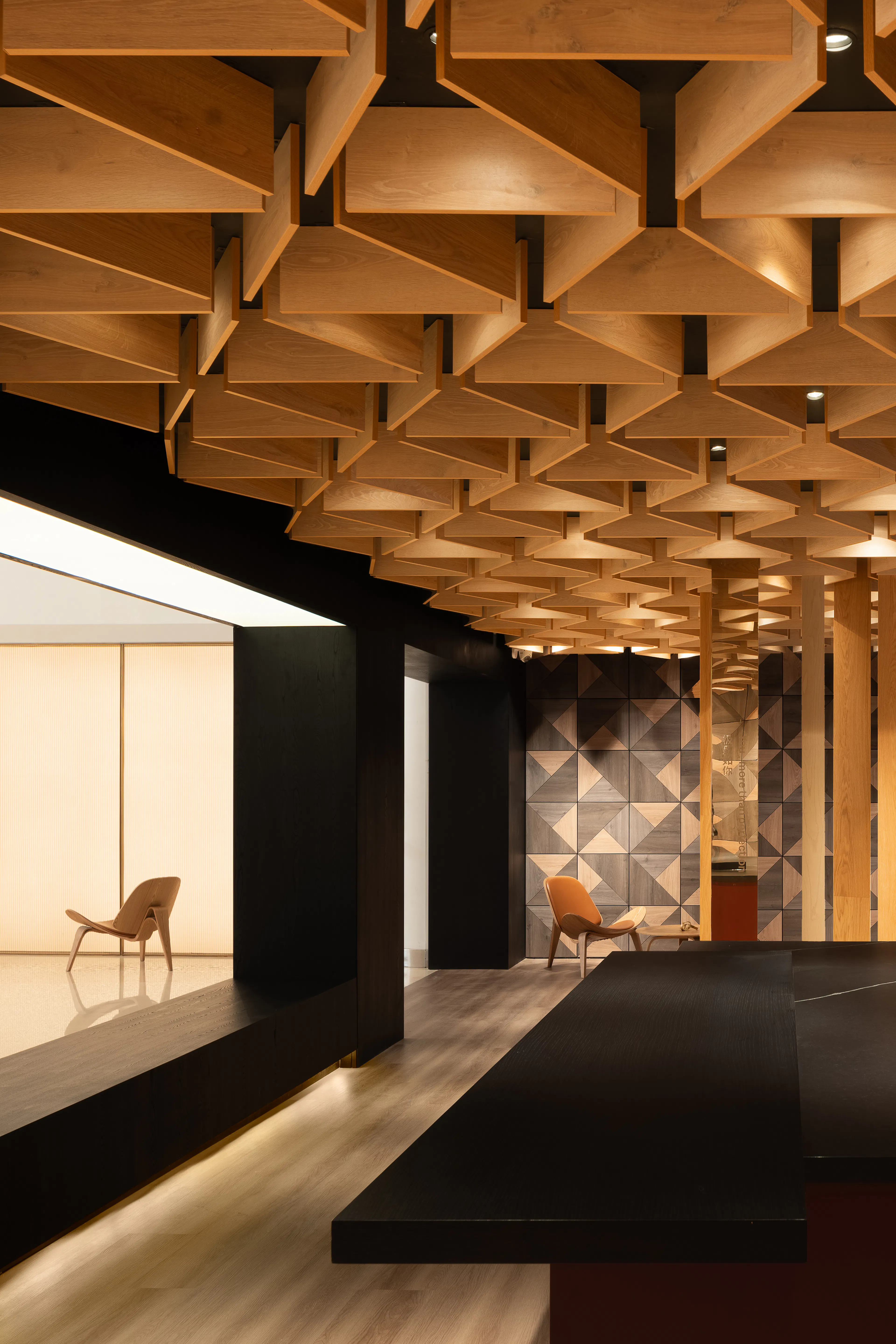 Vlogger Aguai's Home — 65