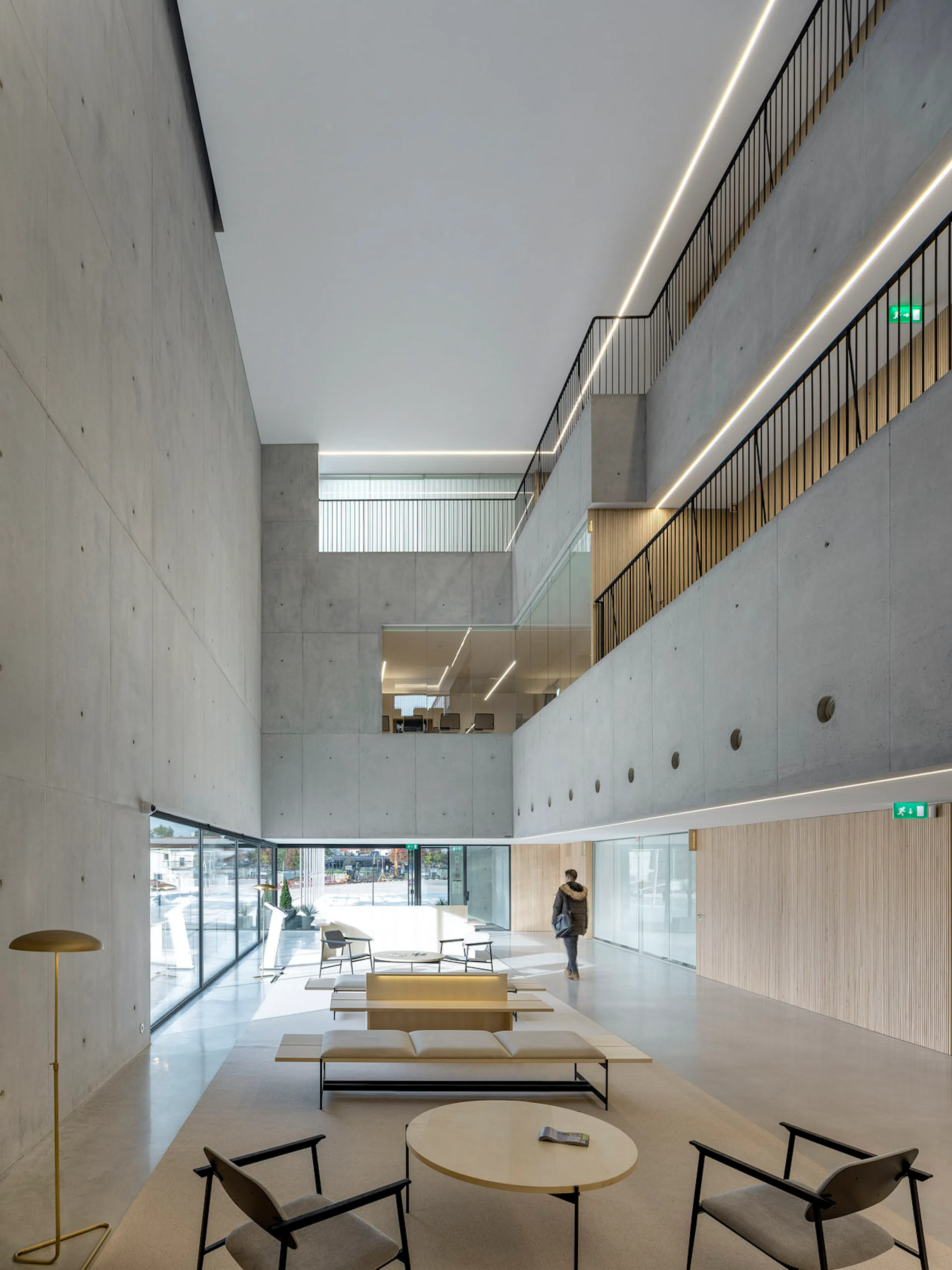 R A I A T - T O W N H A L L | 2023 — 33