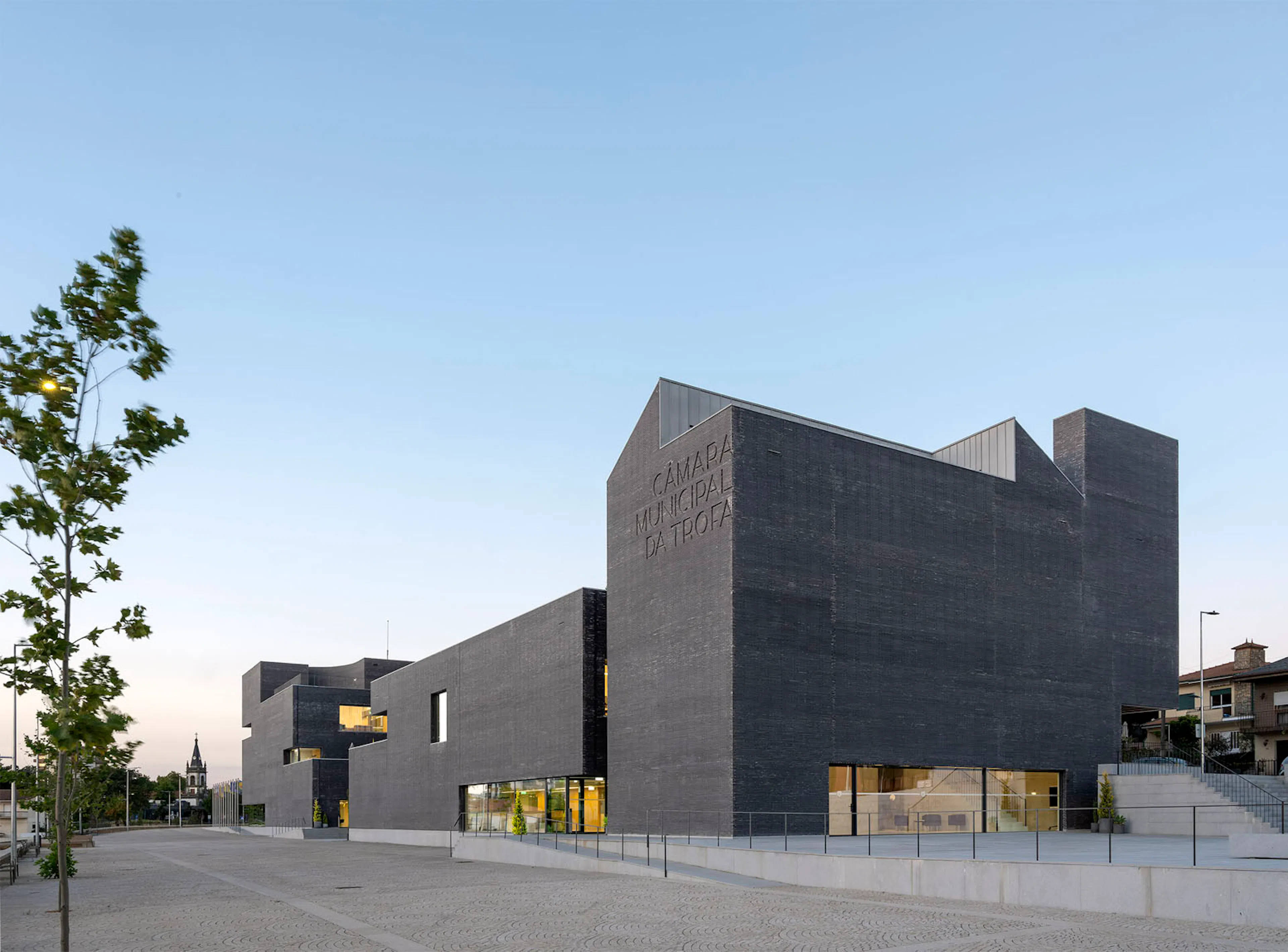 R A I A T - T O W N H A L L | 2023 — 32