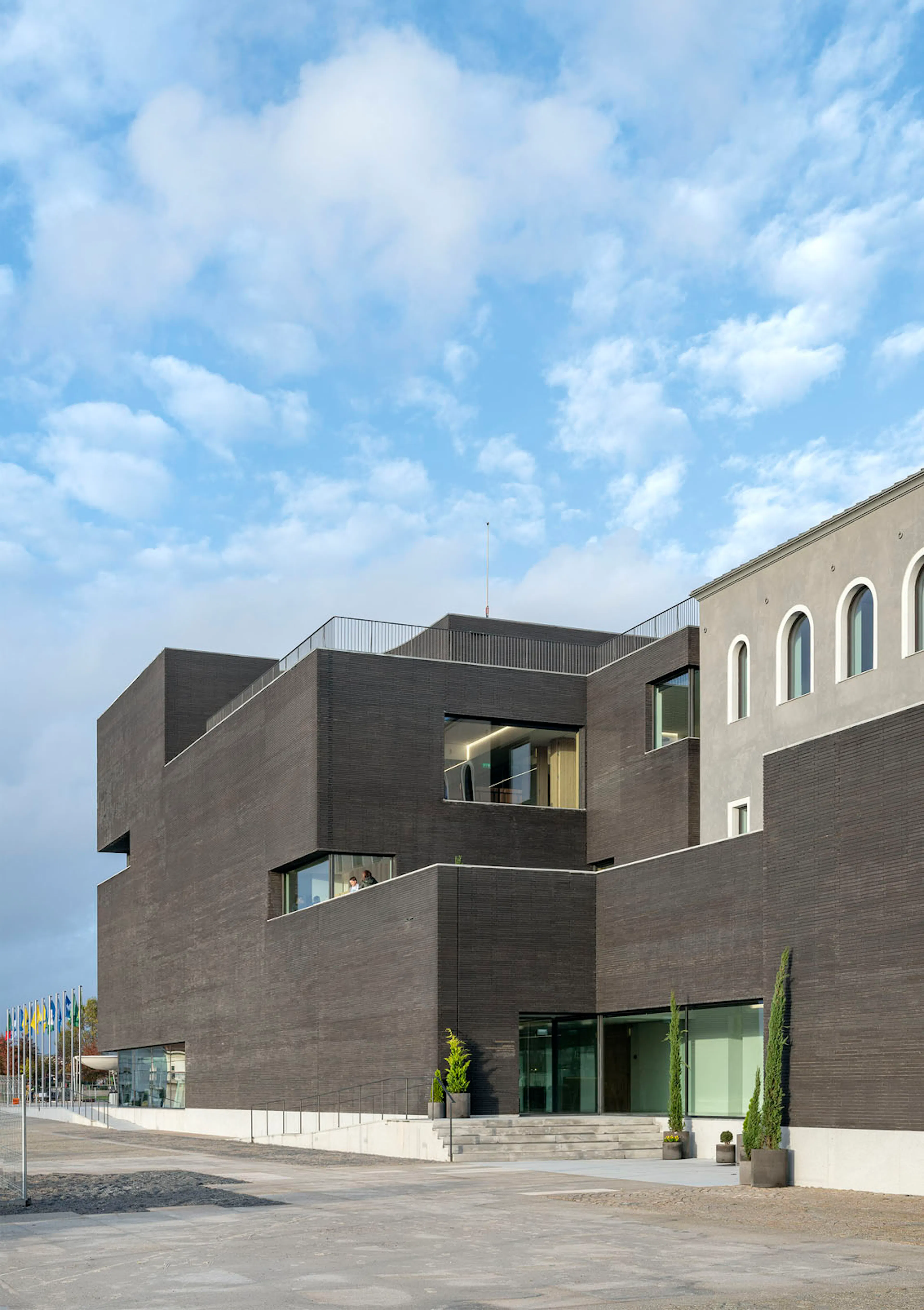 R A I A T - T O W N H A L L | 2023 — 28