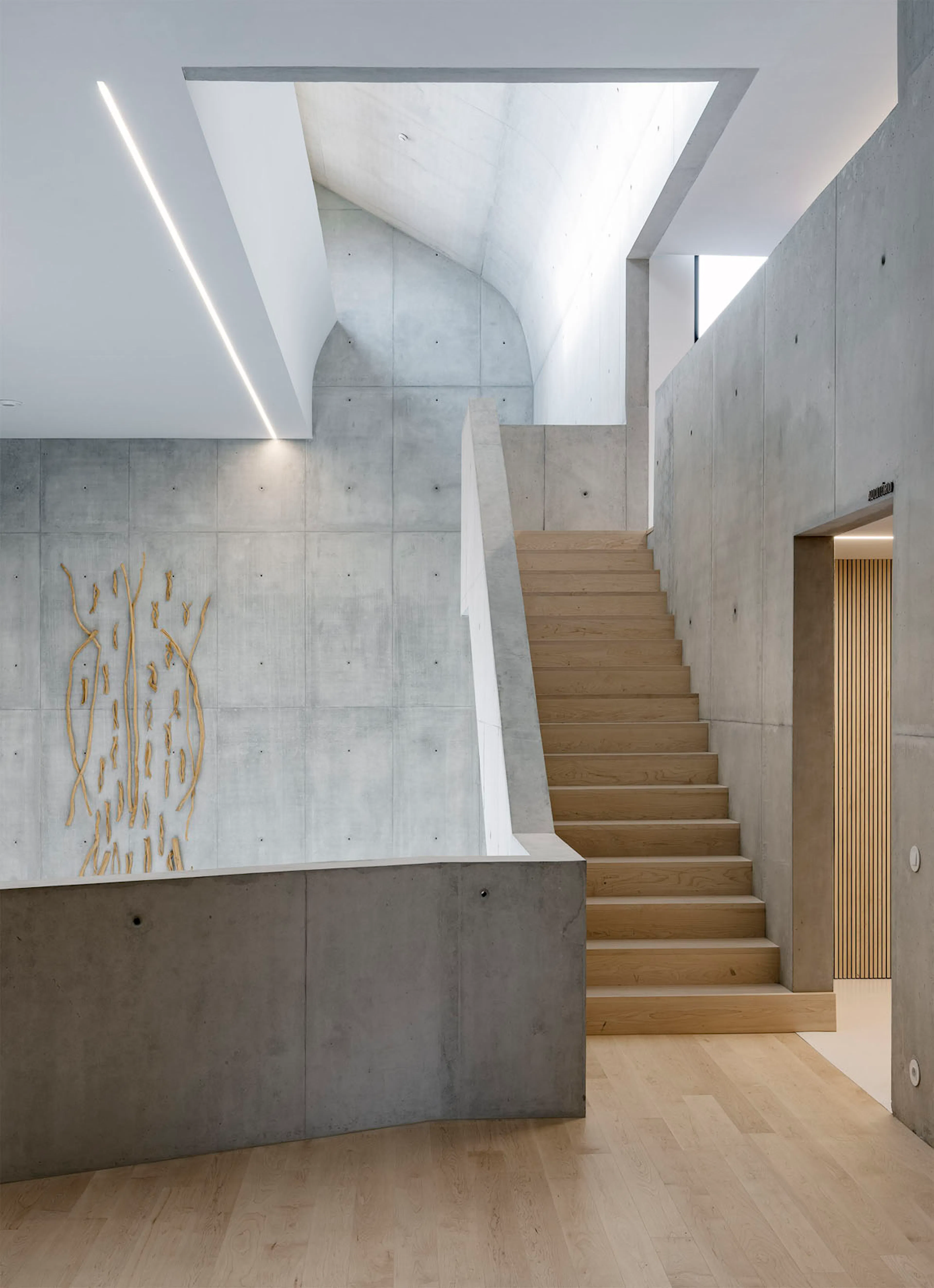 R A I A T - T O W N H A L L | 2023 — 44