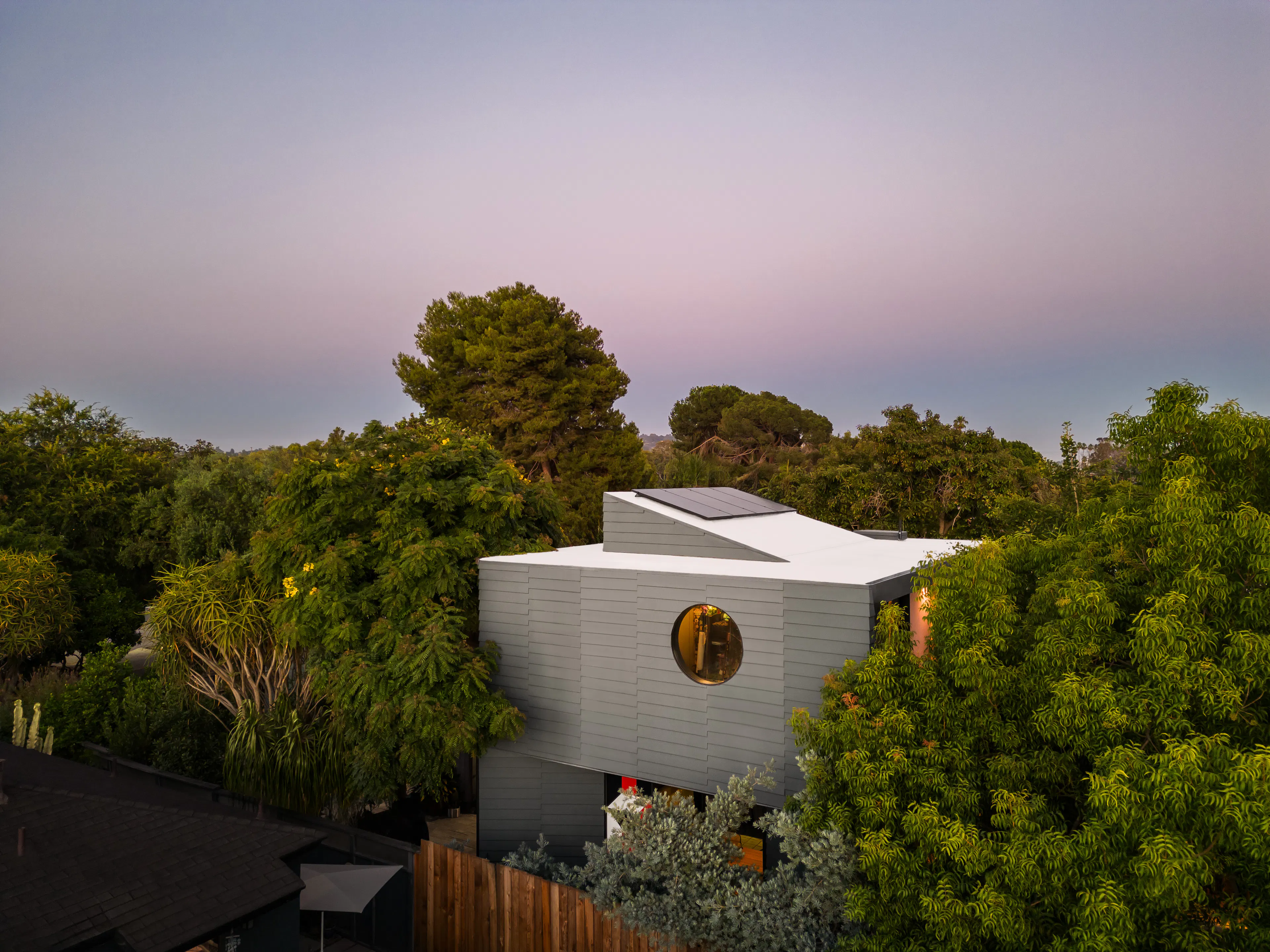 Design, Bitches — 2