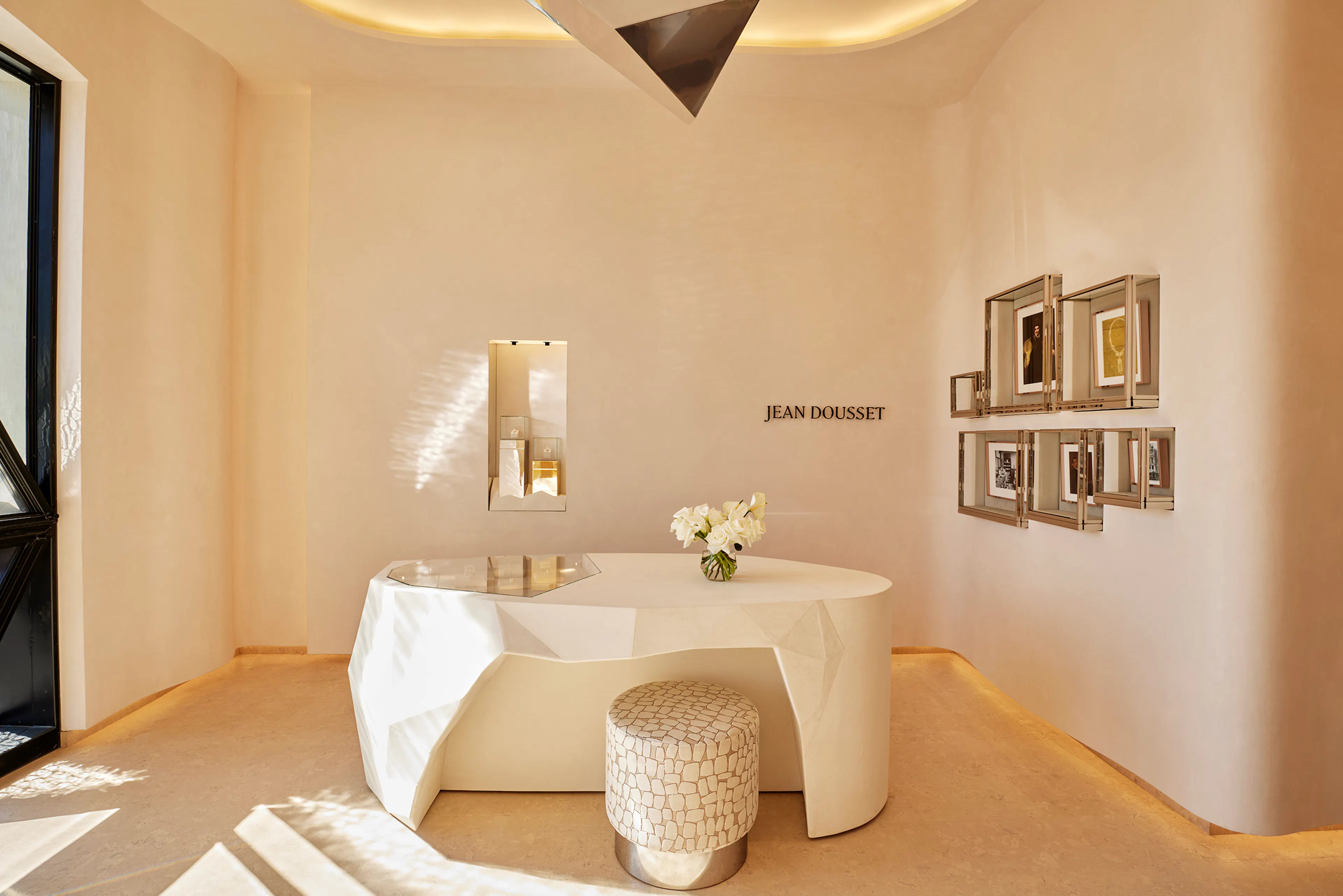 Design, Bitches — 1