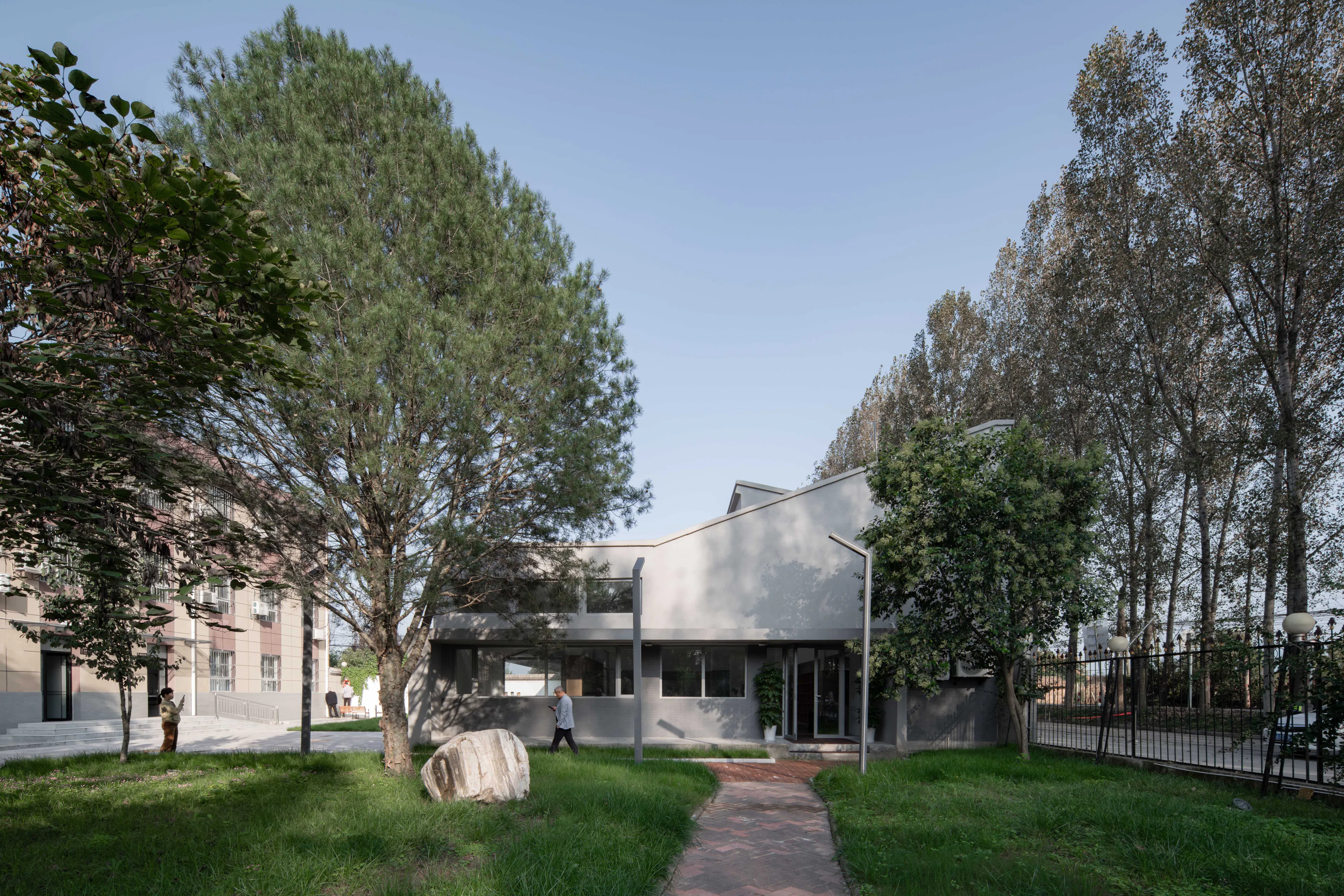 Qinfeng Library — 7