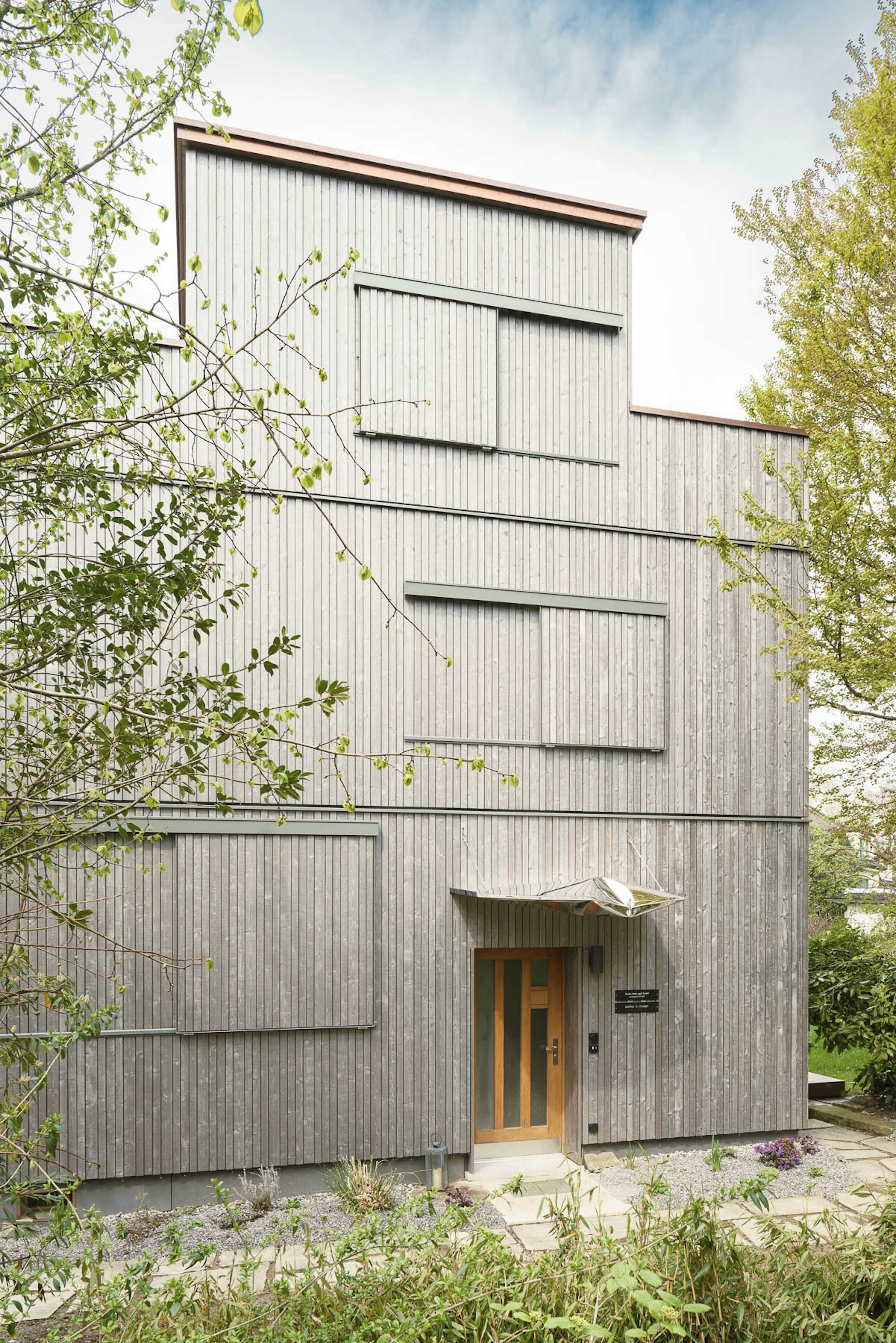 House with an Eye — 6