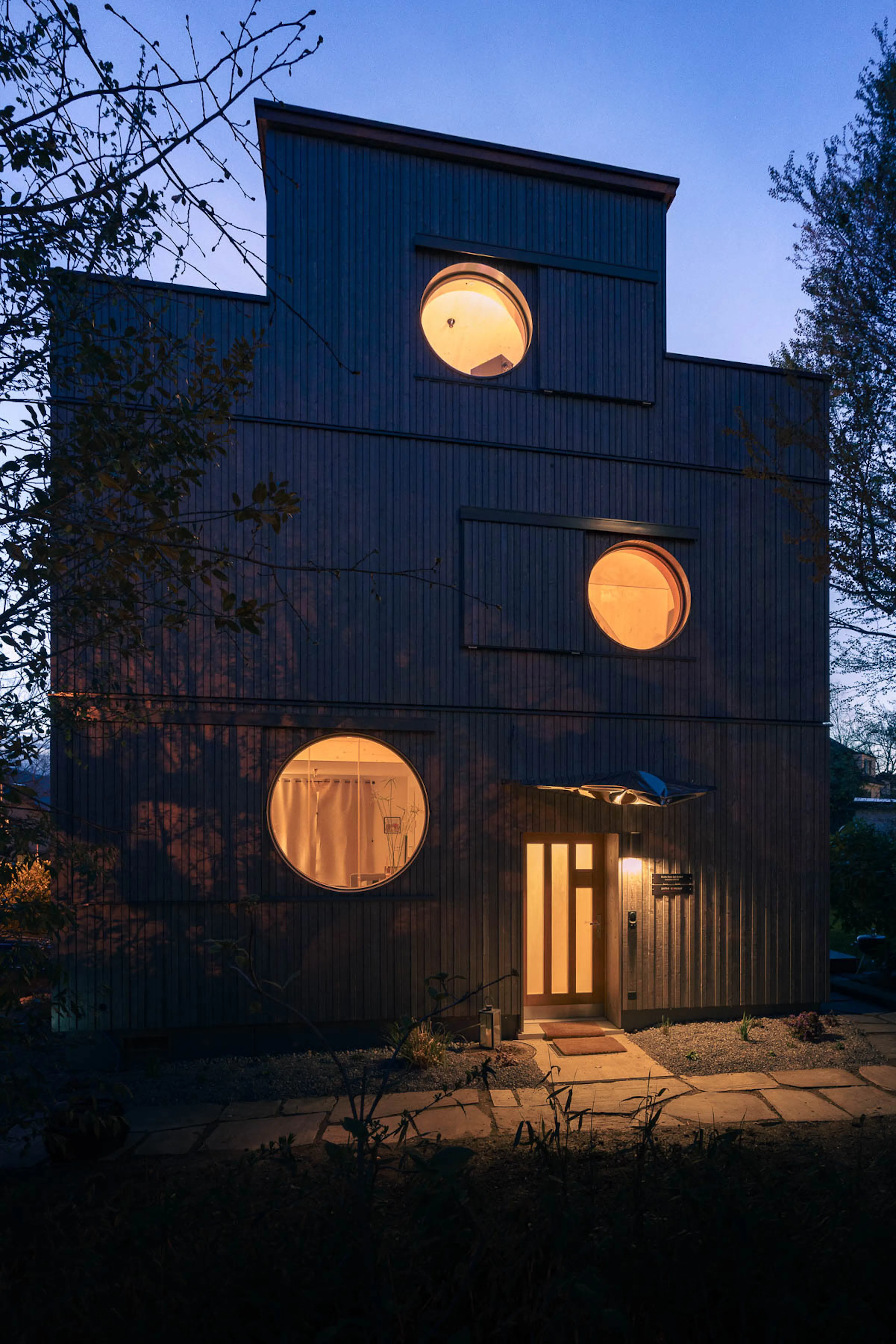 House with an Eye — 28