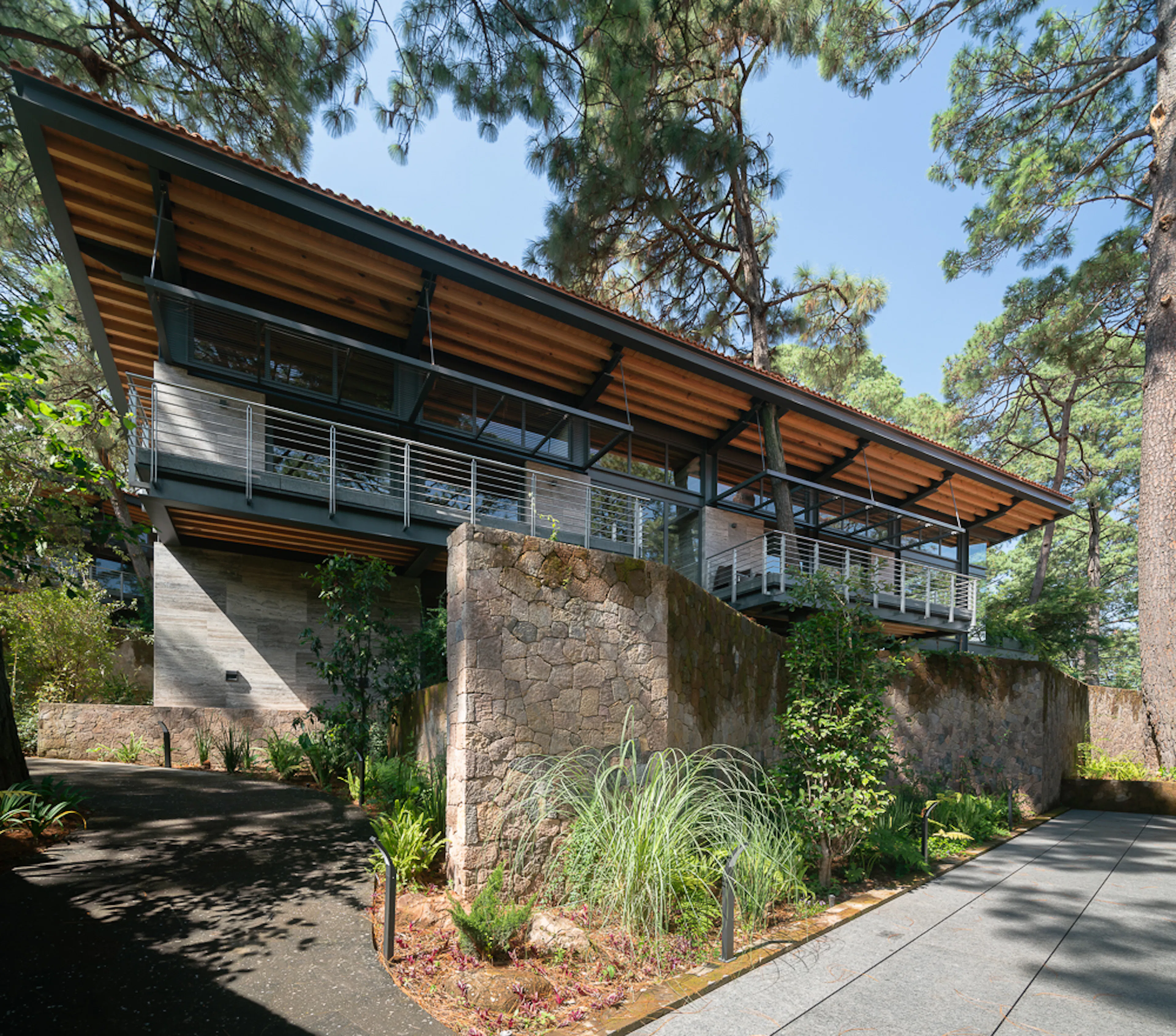 Four Houses Pilares — 25