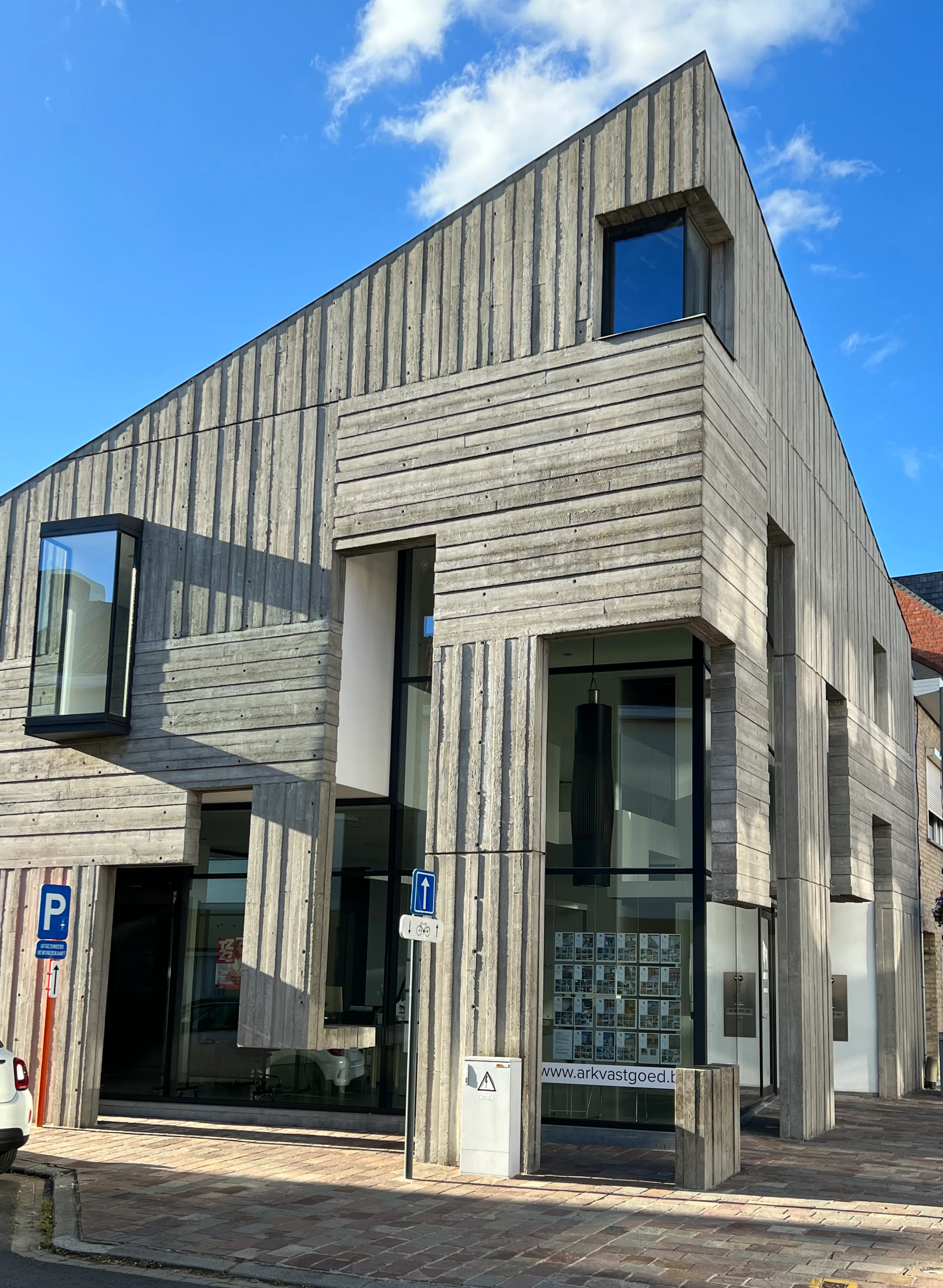 PERISCOPE - reality displacement as space enhancer and energy storage device — 16