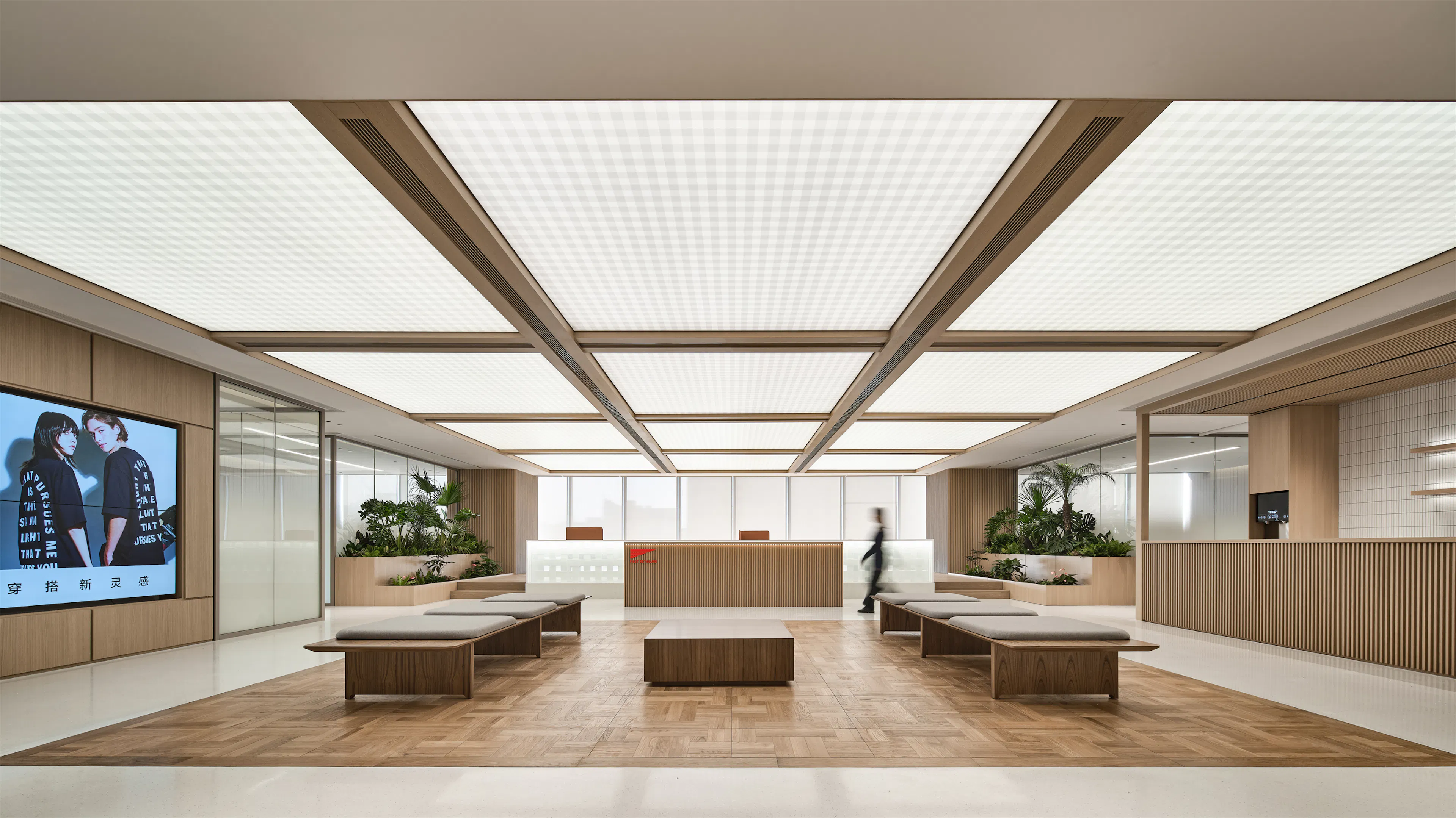 Offic of FAST RETAILING (CN)