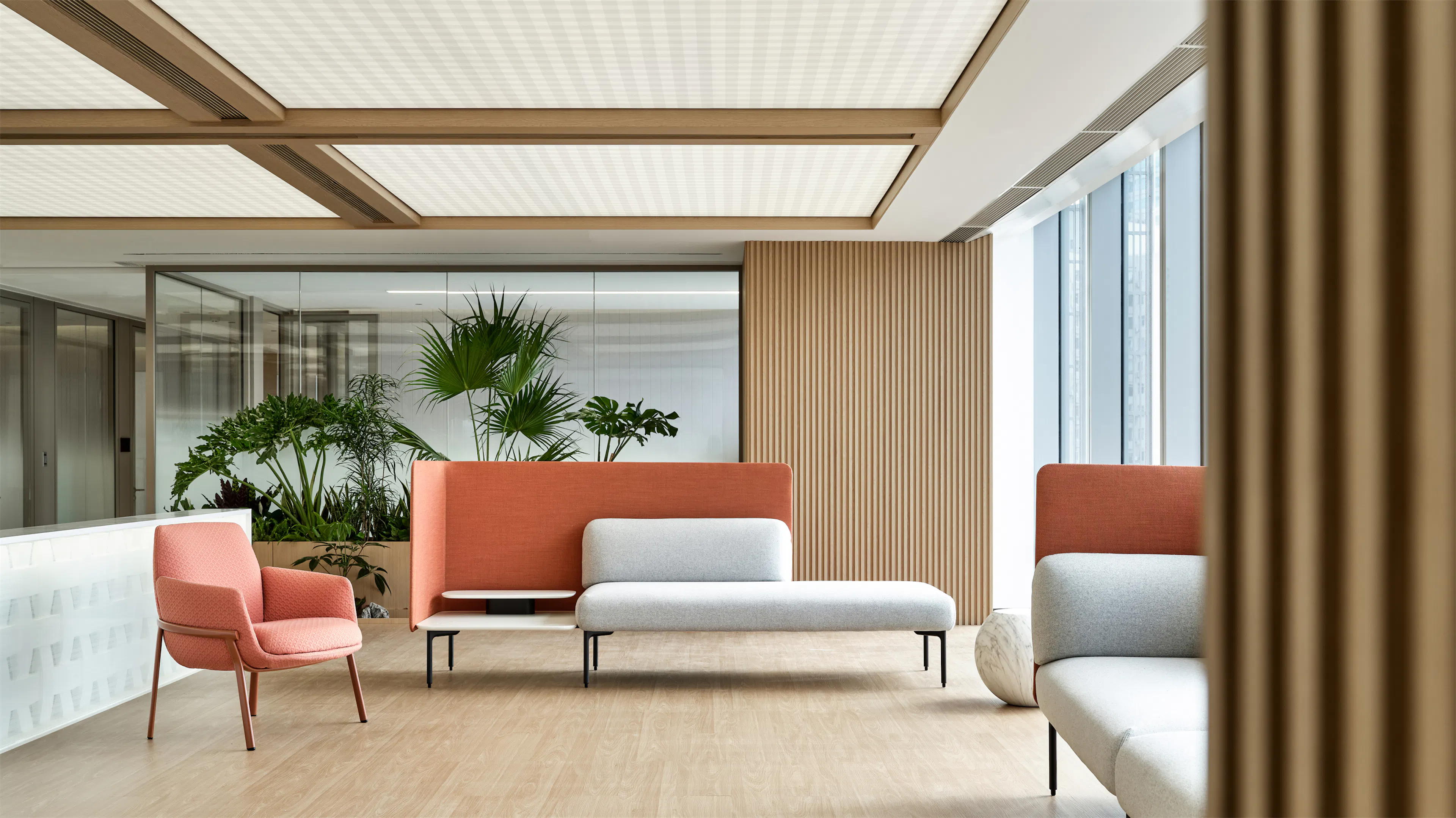 Offic of FAST RETAILING (CN) — 3