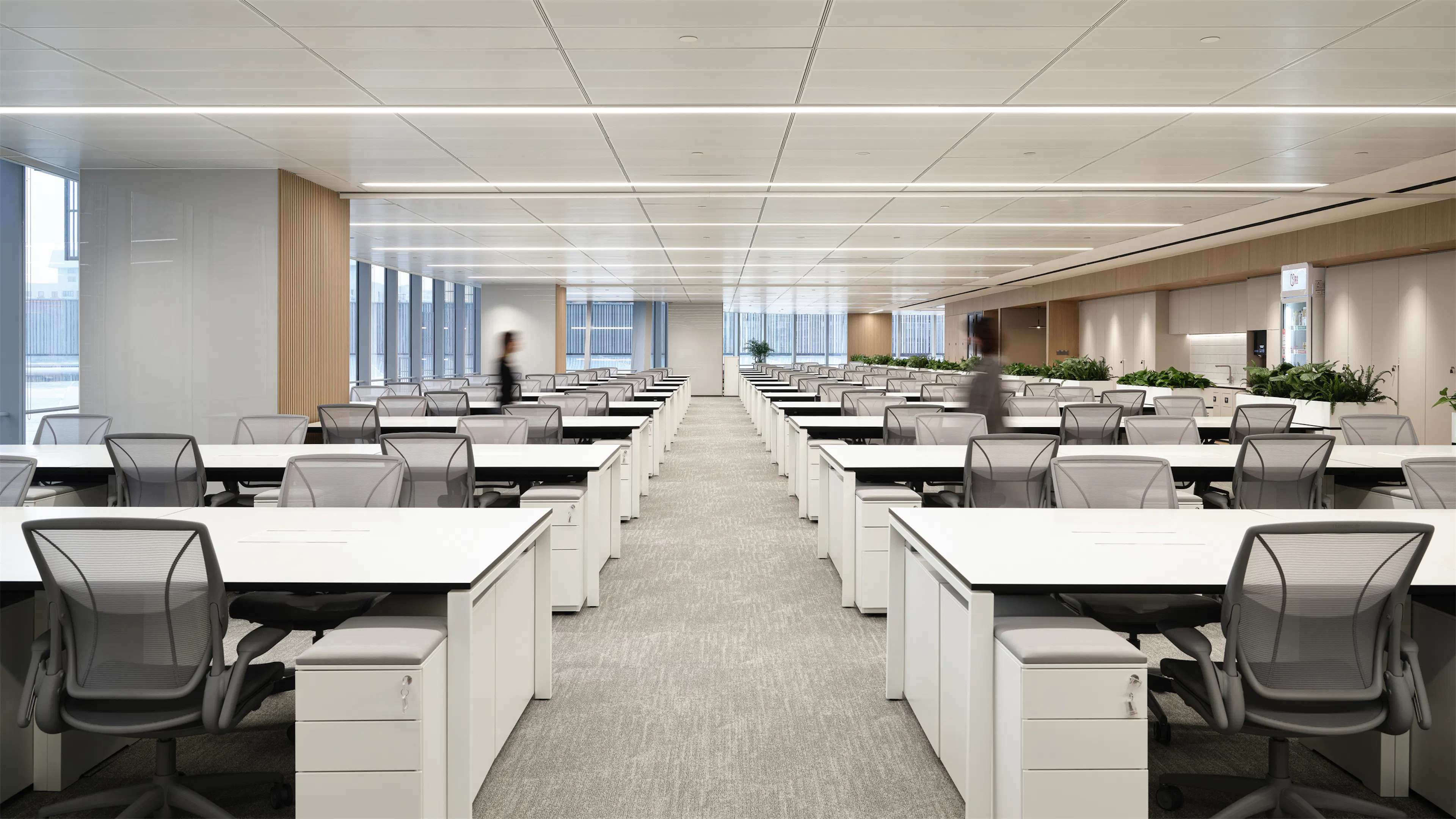 Offic of FAST RETAILING (CN) — 5