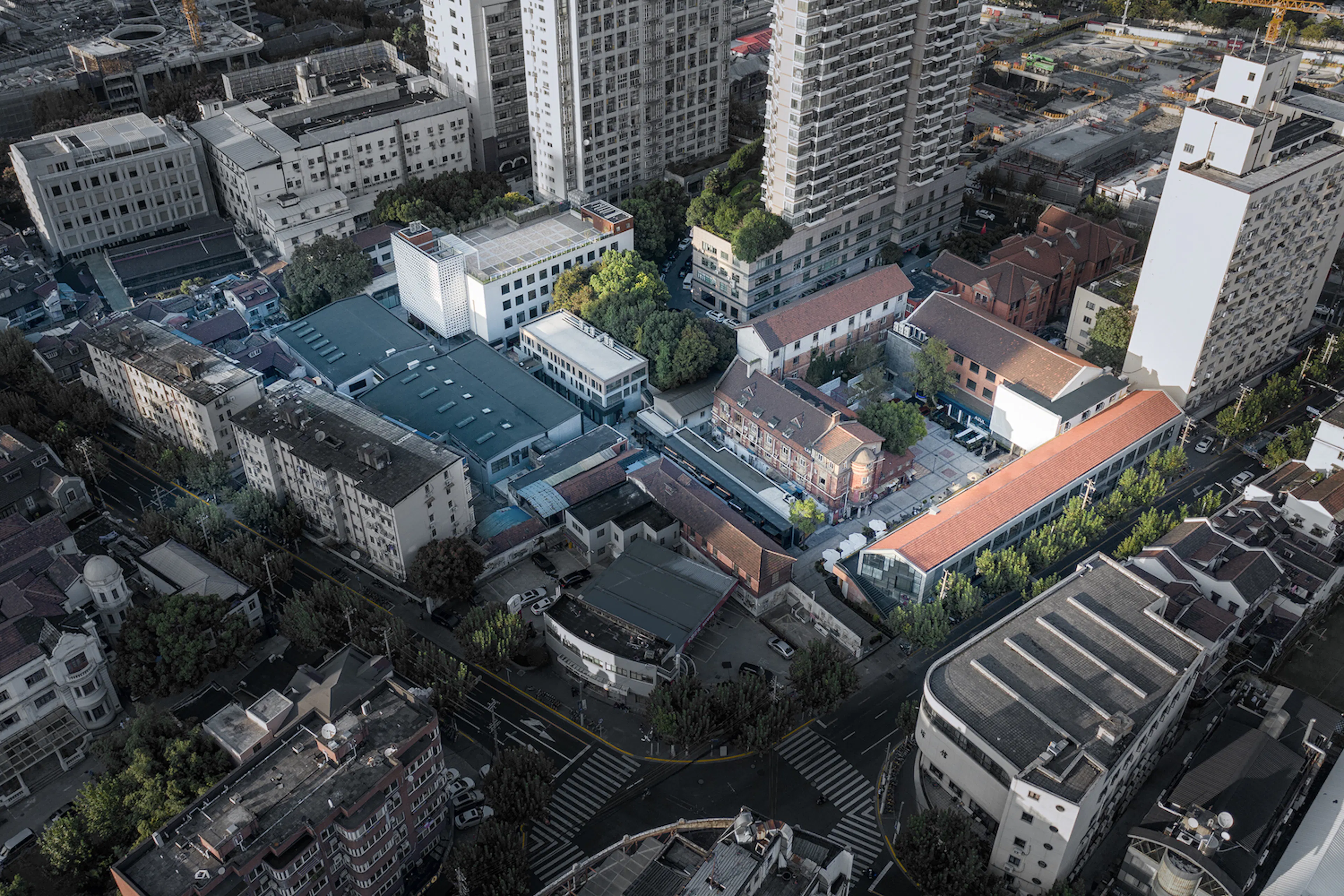 Offic of FAST RETAILING (CN) — 21