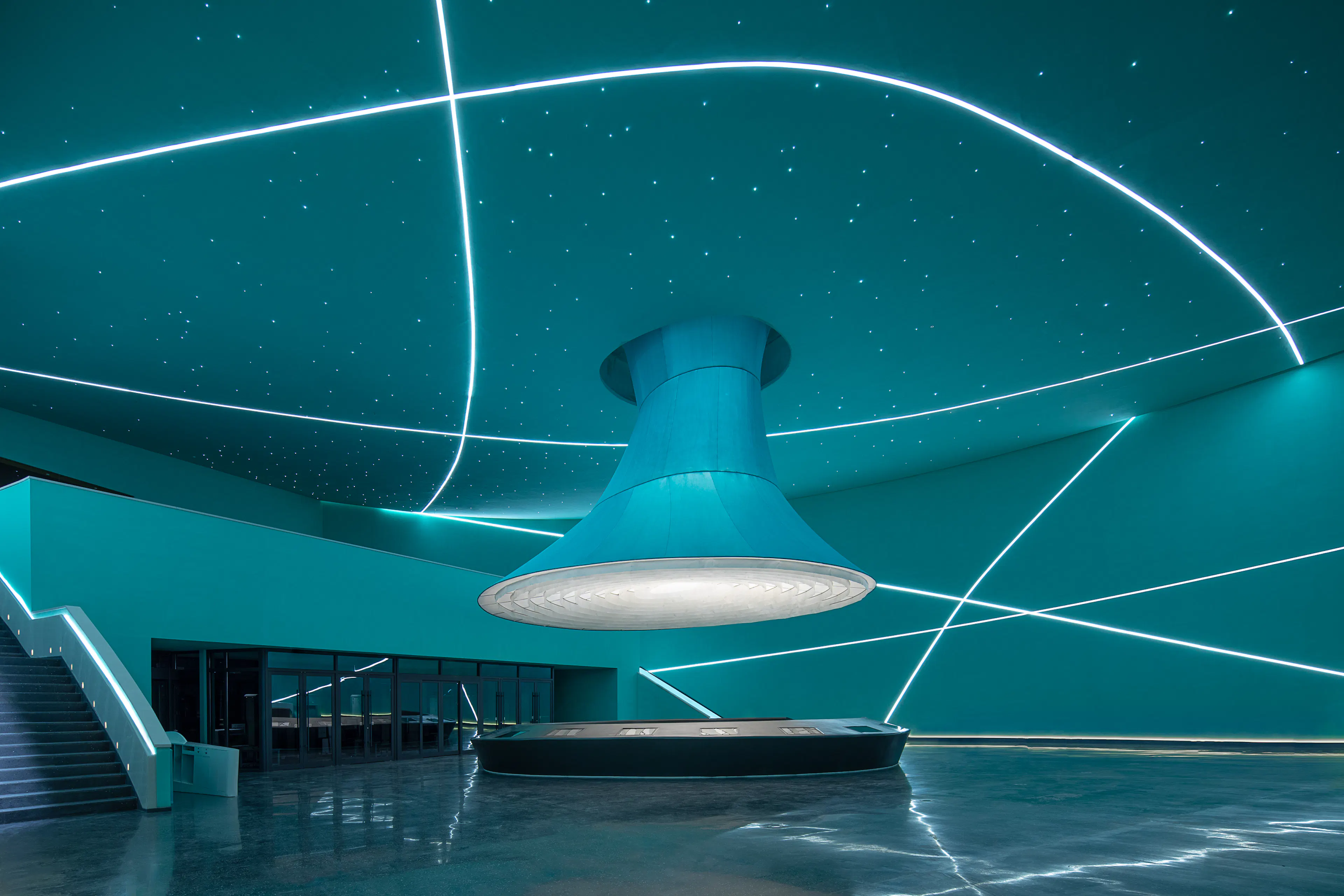 Maiji Mountain Area Tourist Service Center — 1