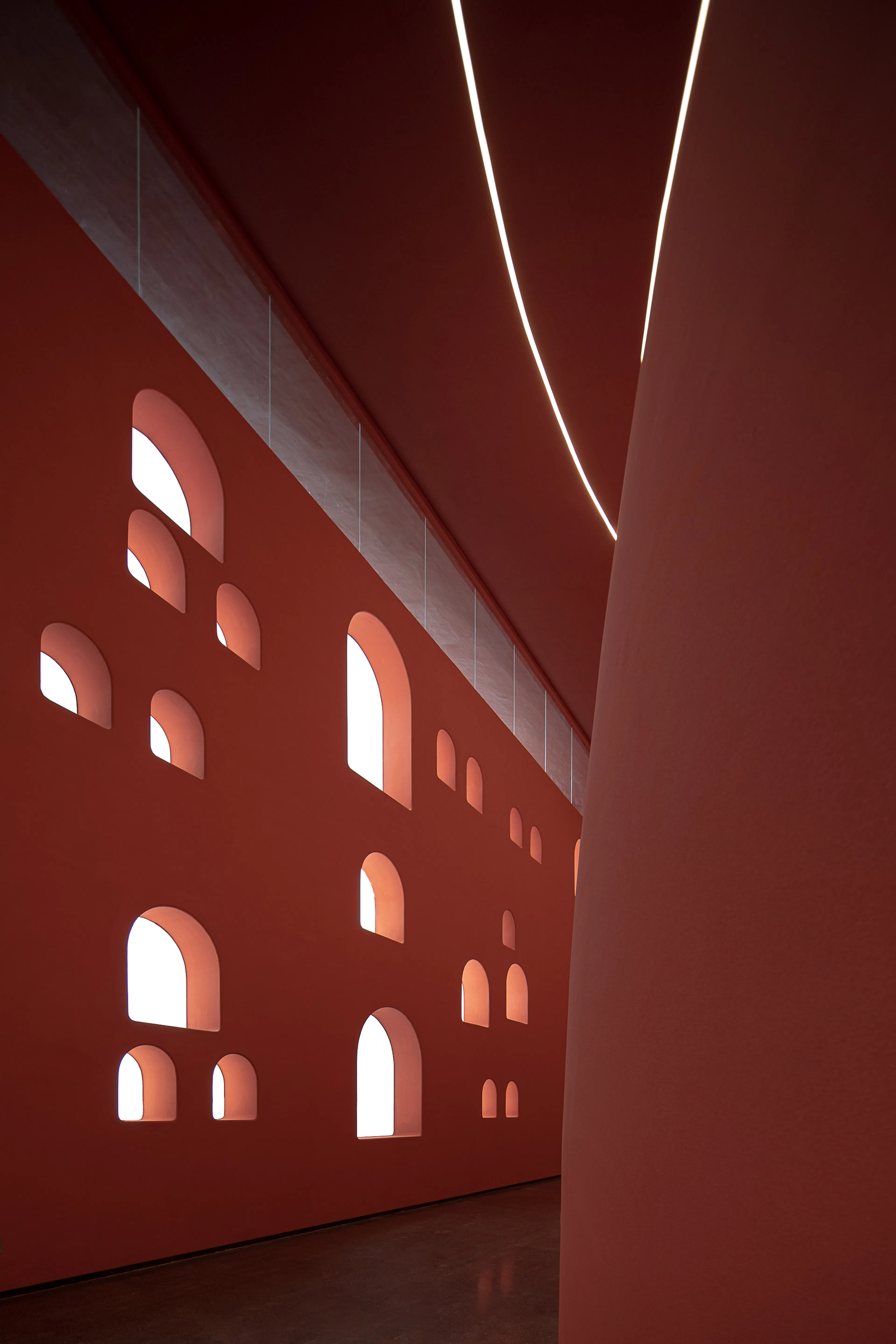 Maiji Mountain Area Tourist Service Center — 15