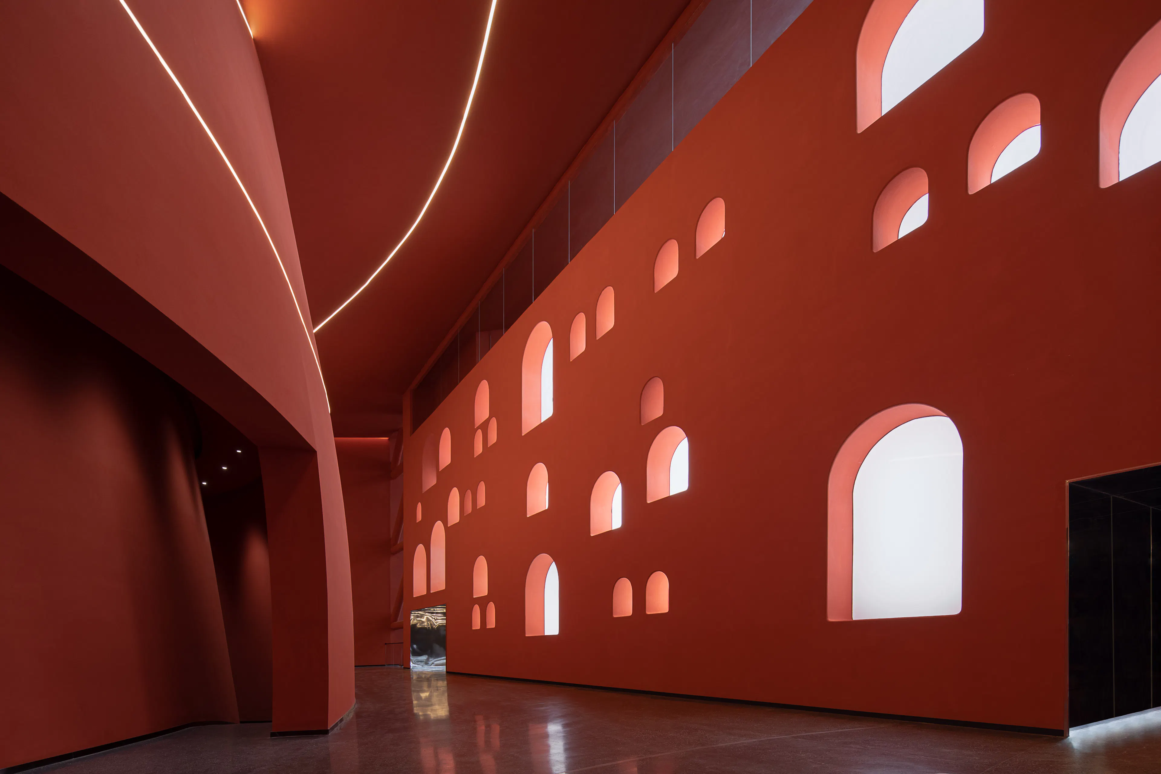 Maiji Mountain Area Tourist Service Center — 18