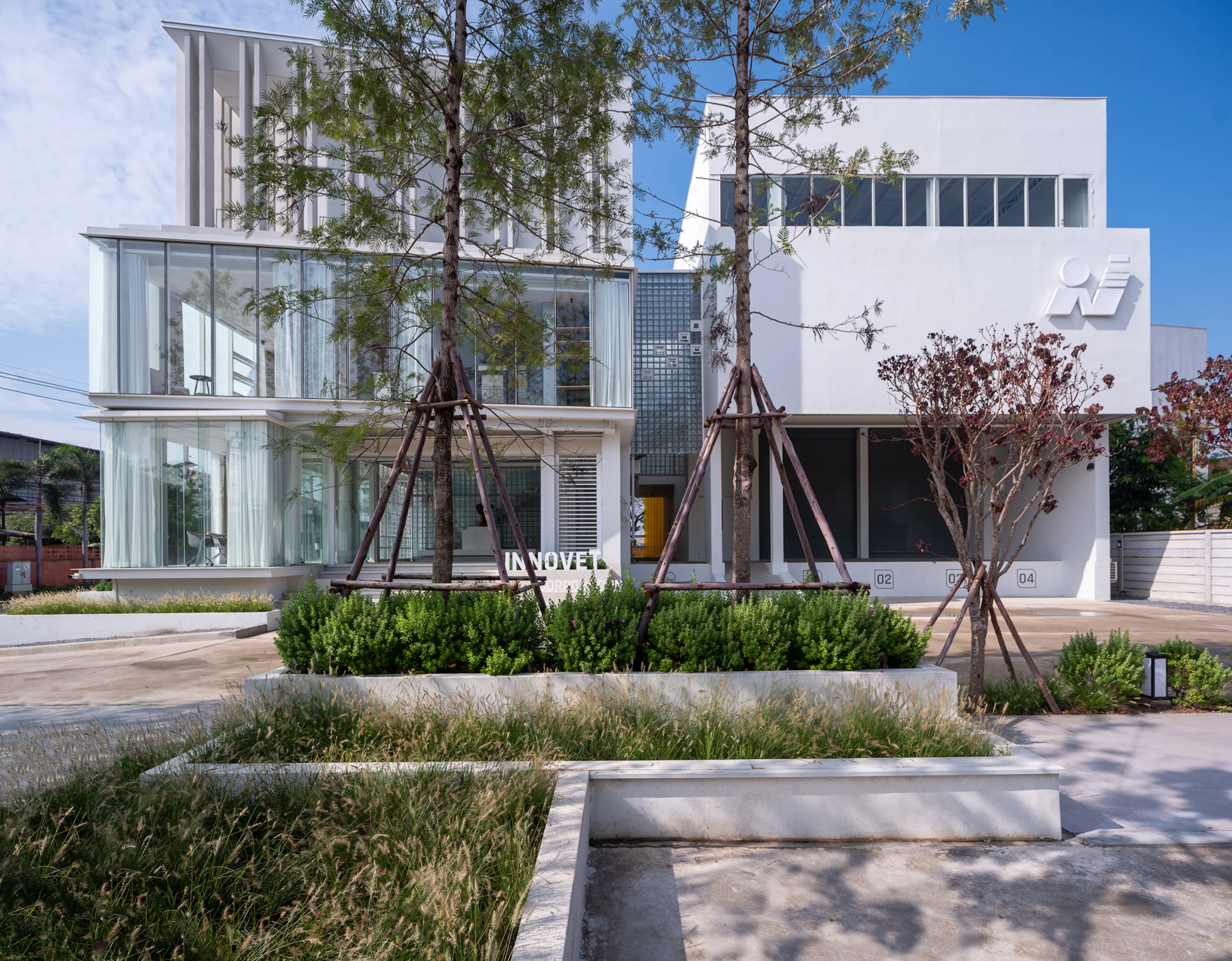 Where's House Warehouse — 7