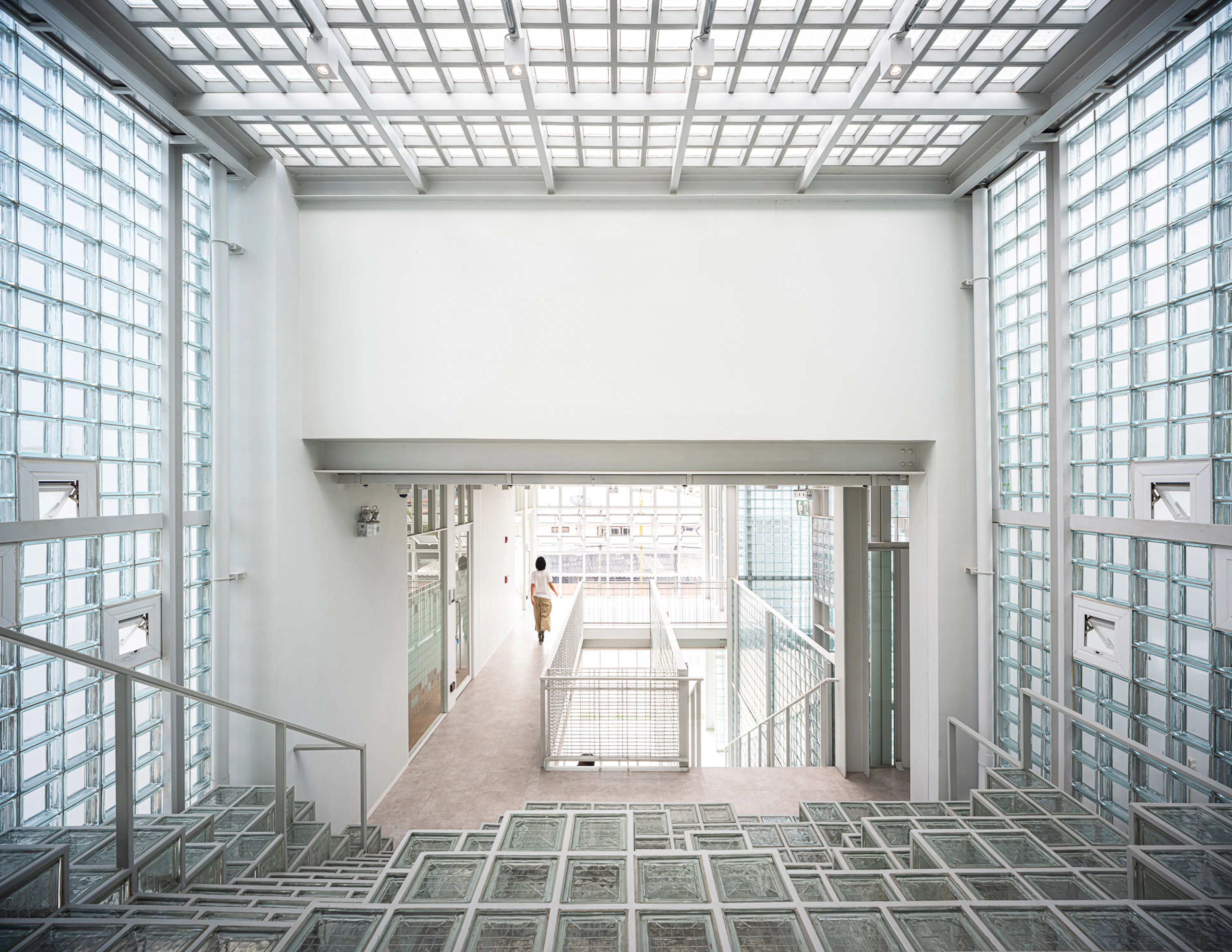 Where's House Warehouse