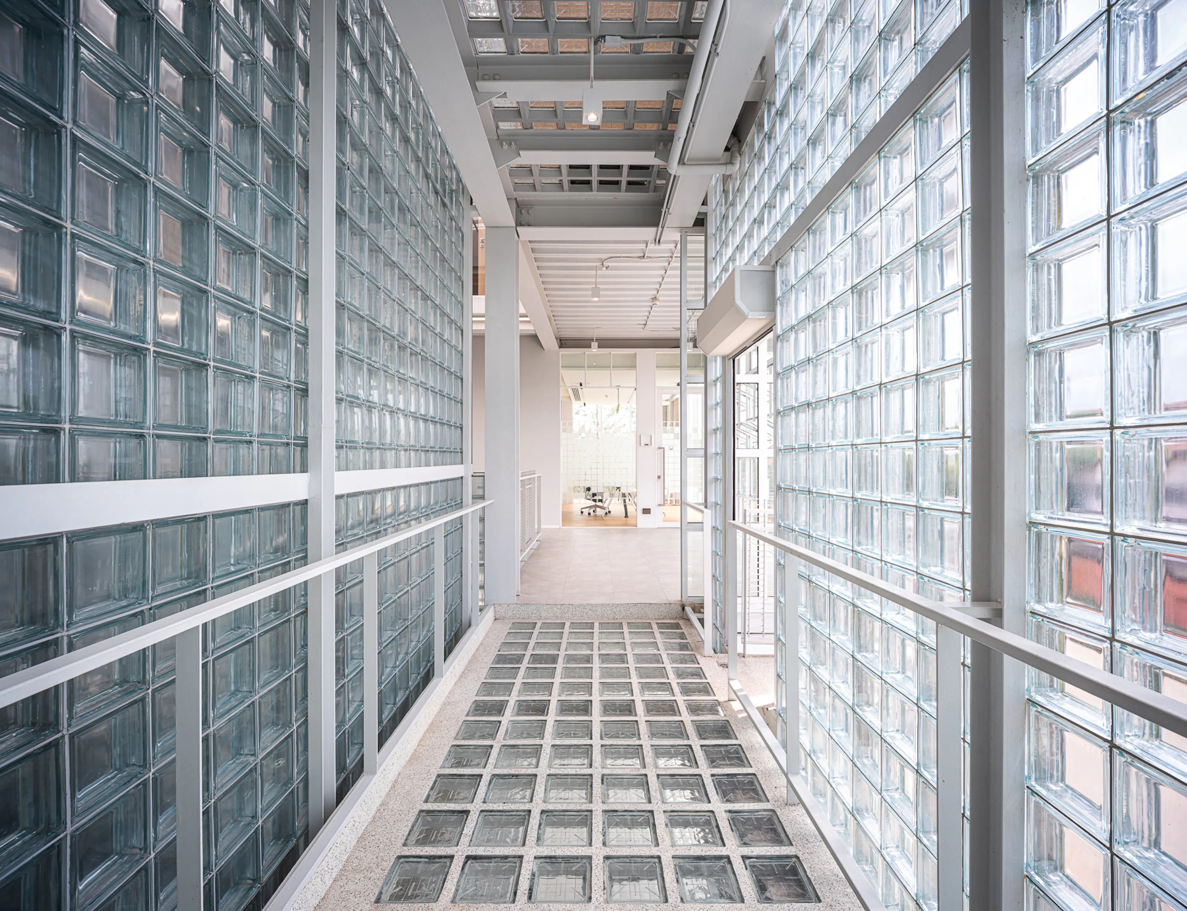 Where's House Warehouse — 10