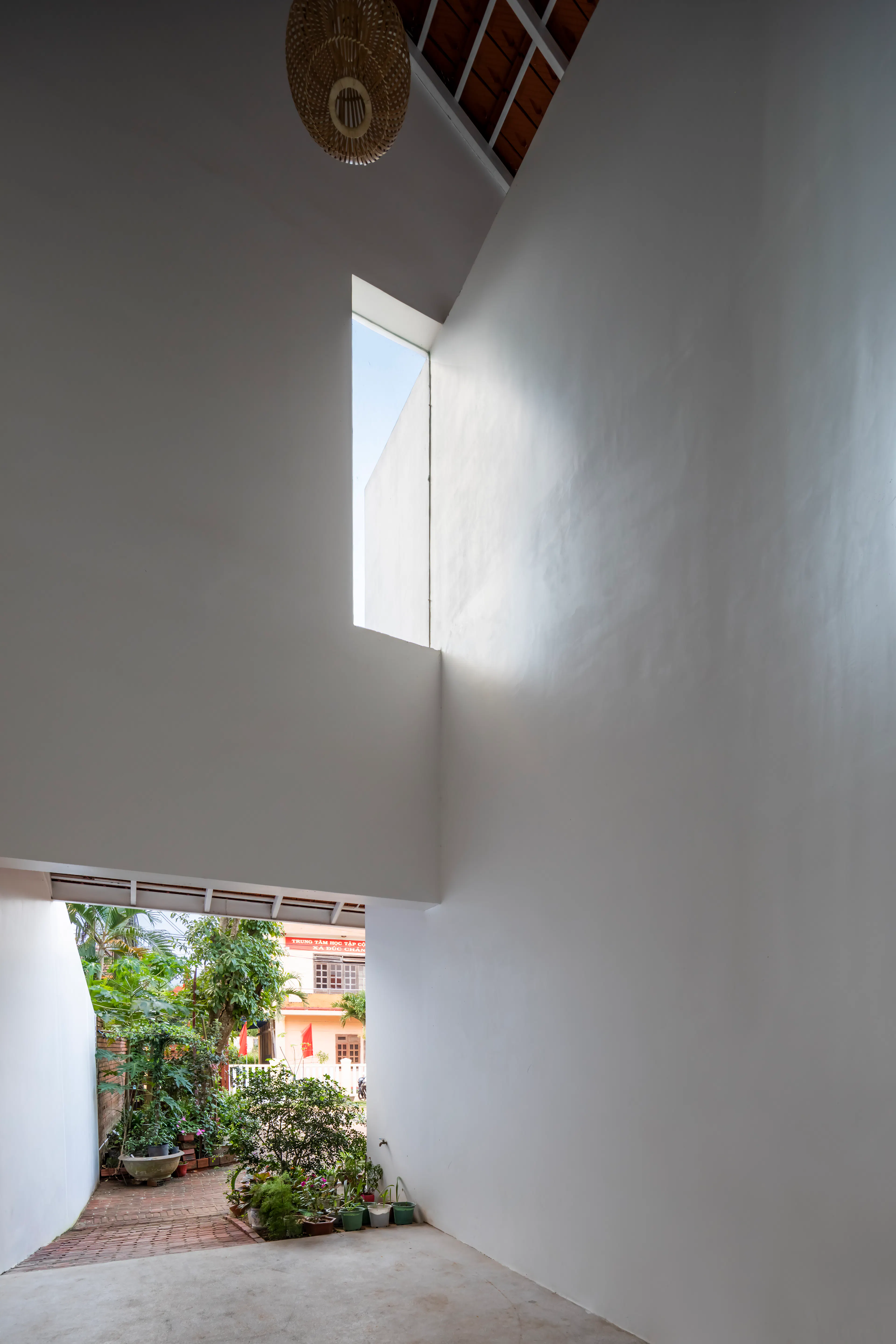 QUANG NGAI HOUSE — 11