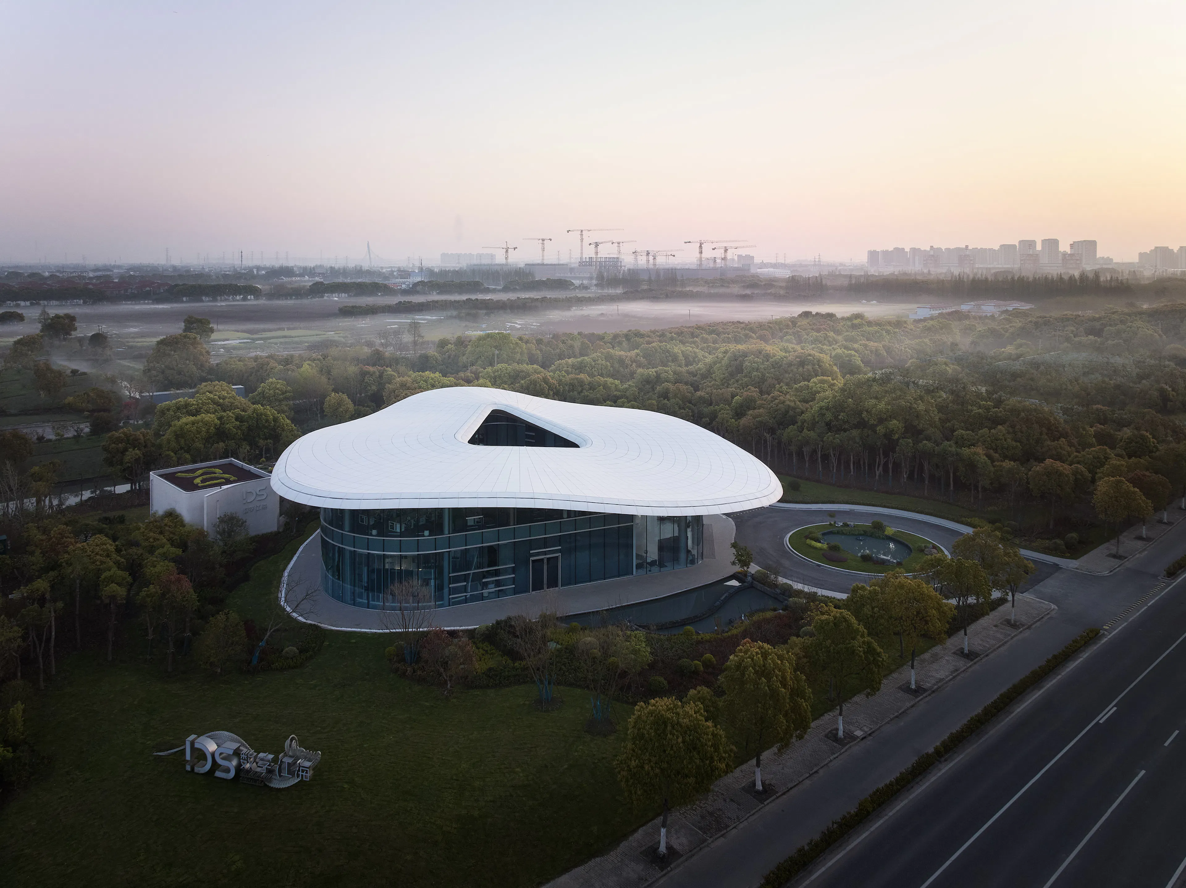 International Digital Sea Investment and Exhibition Center — 2