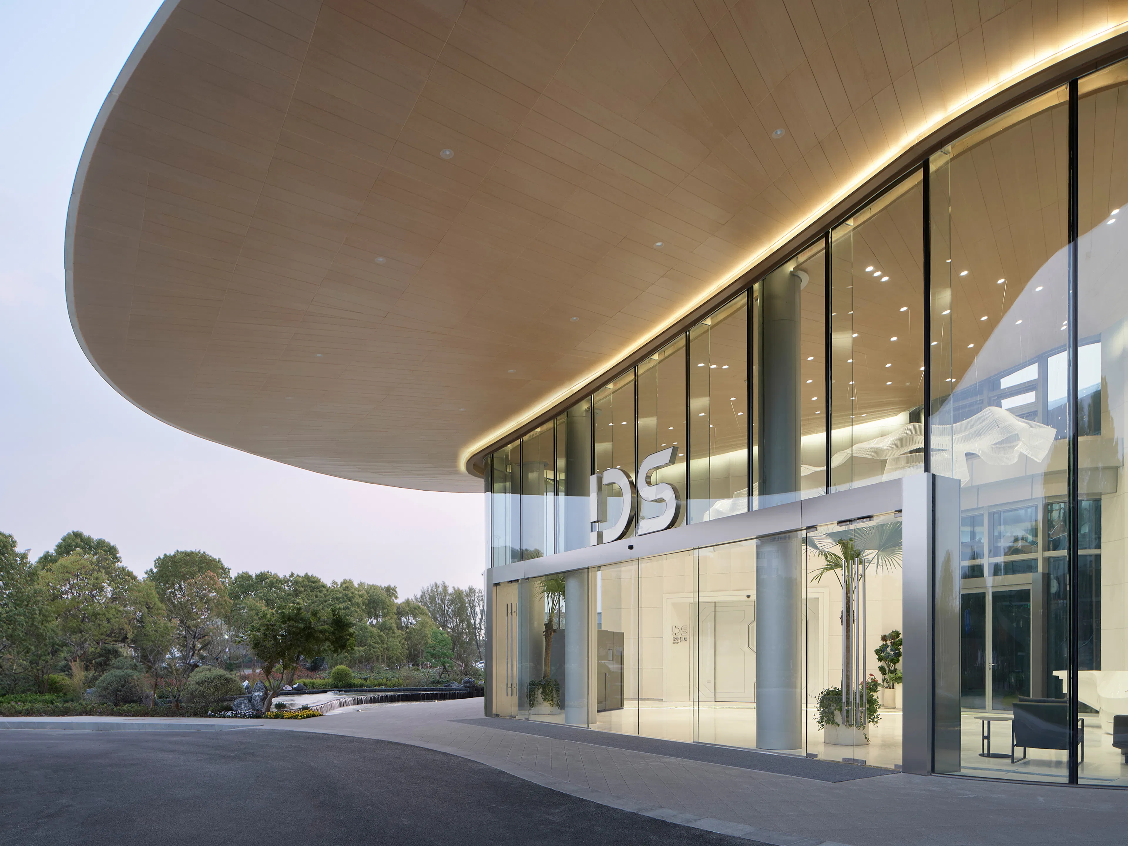 International Digital Sea Investment and Exhibition Center — 5