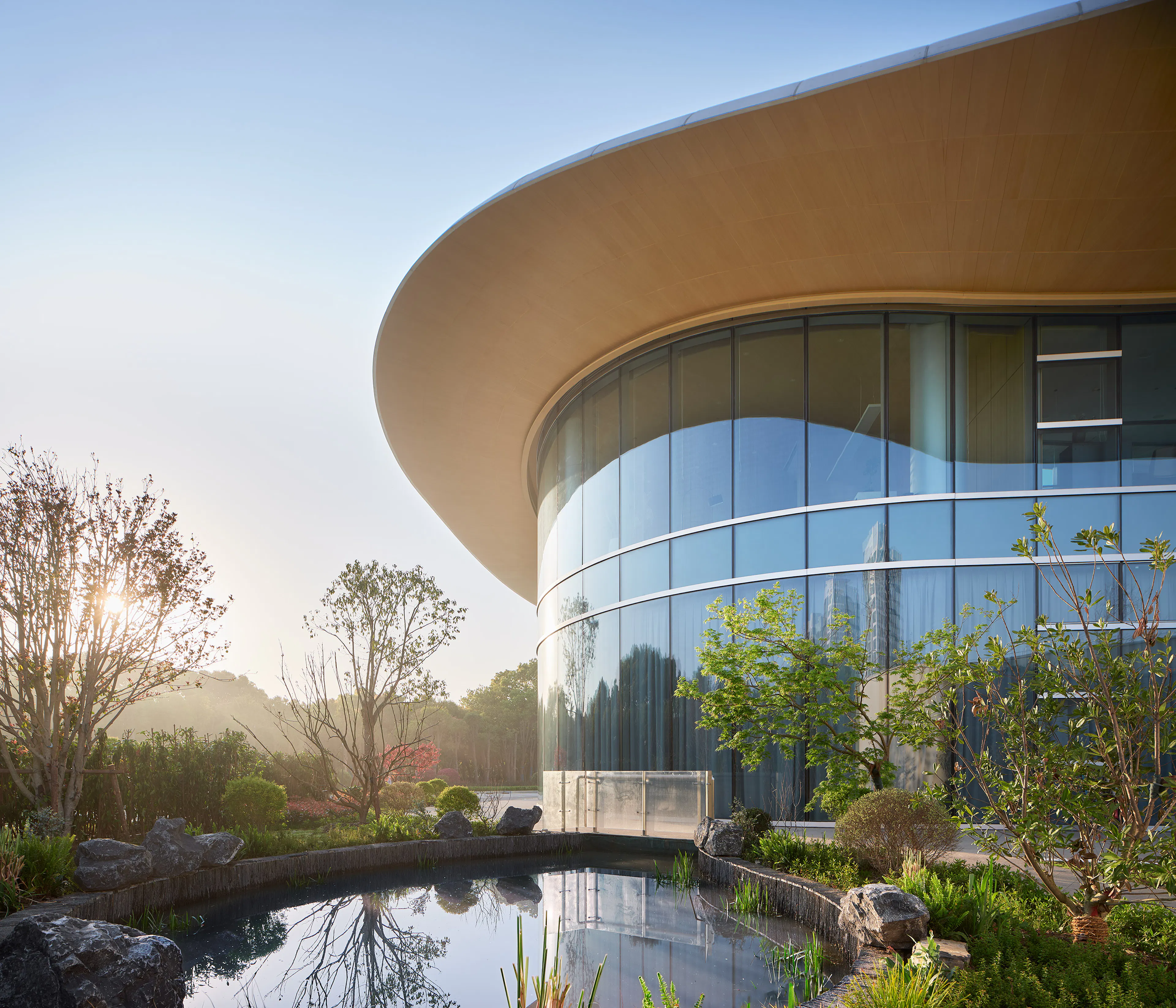 International Digital Sea Investment and Exhibition Center — 16