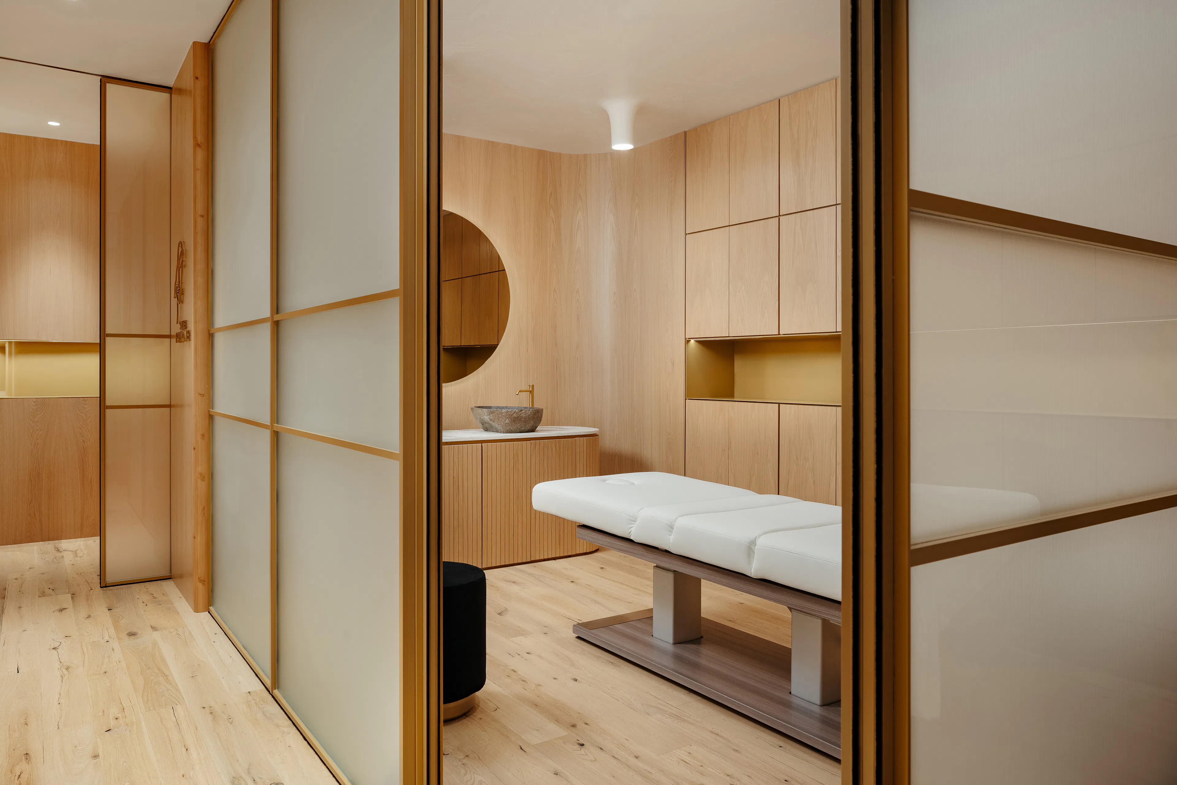 Kalloes Wellness & Aesthetics Venue — 7