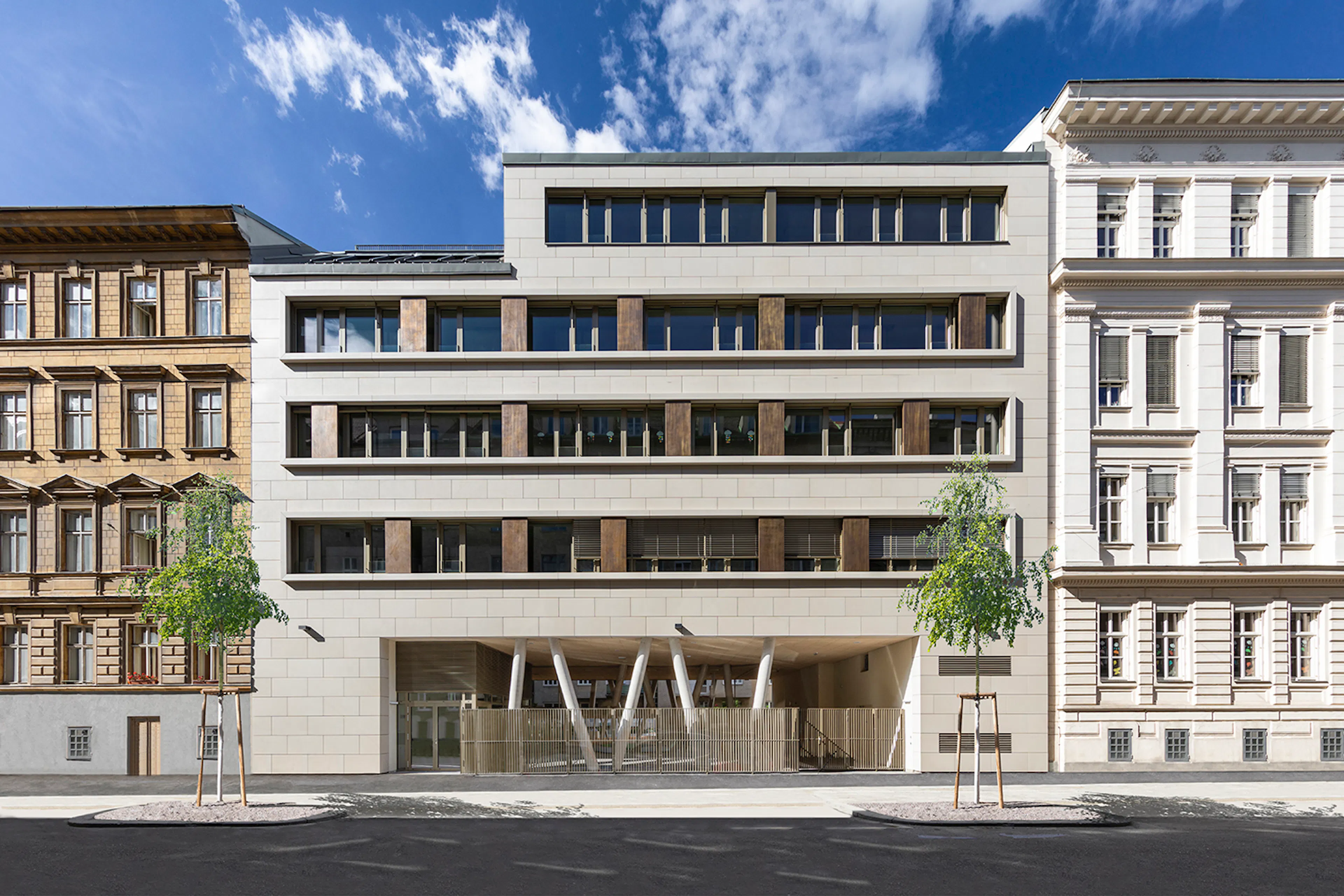 Raiffeisen Arena Linz — 18