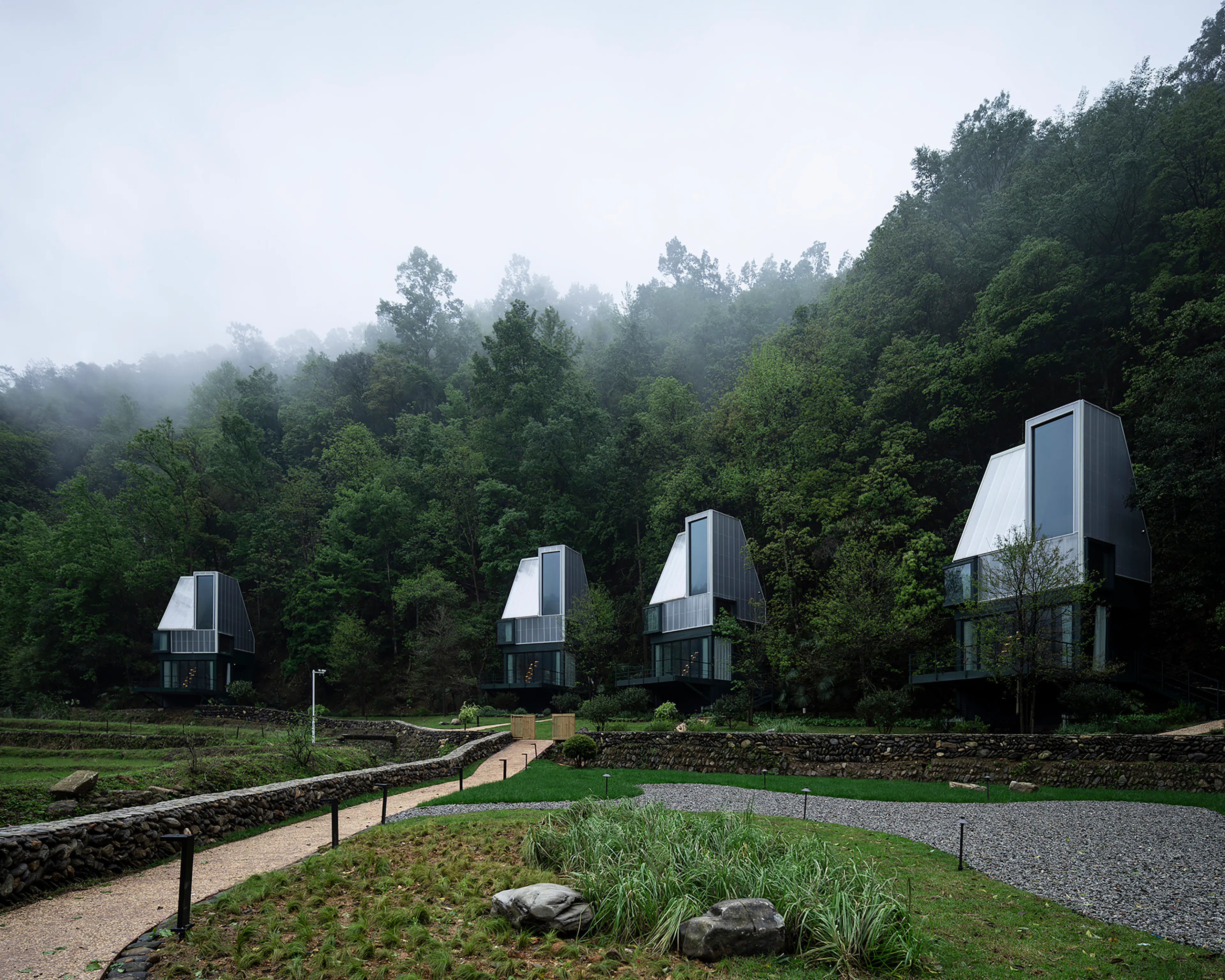 Spark Lodges at YDD Resort — 4