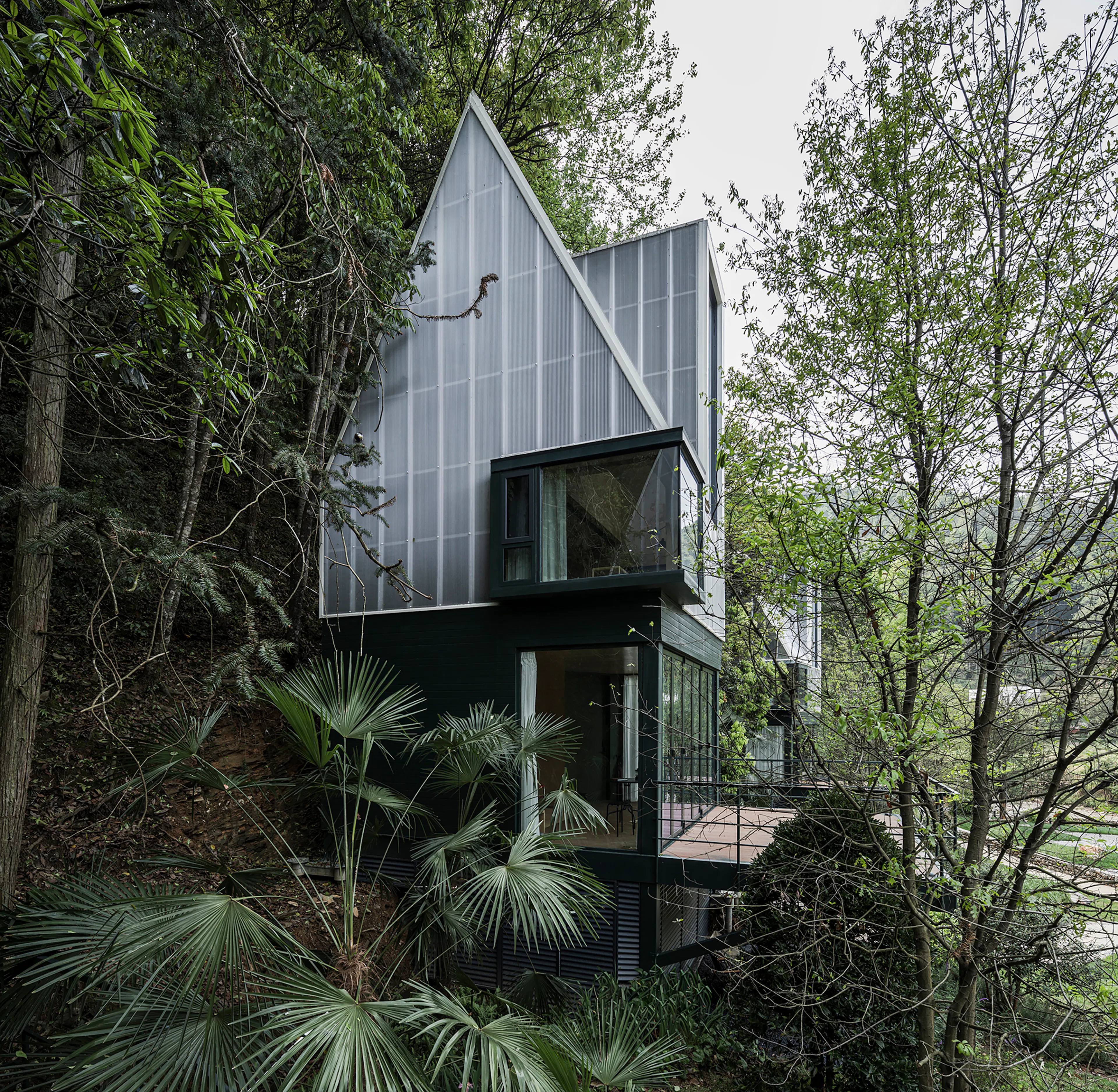 Spark Lodges at YDD Resort — 6