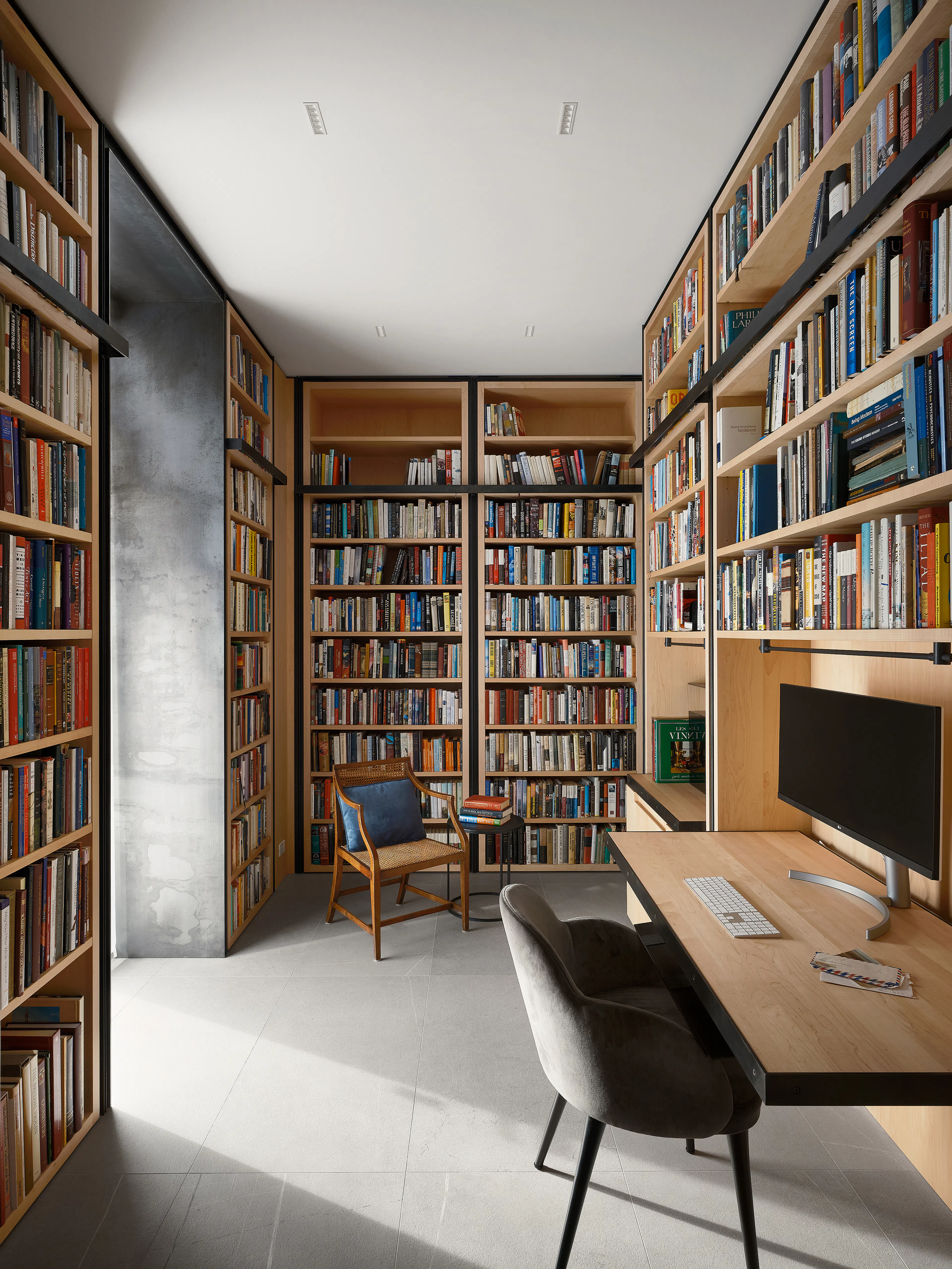 A Timeless Contrast — 28