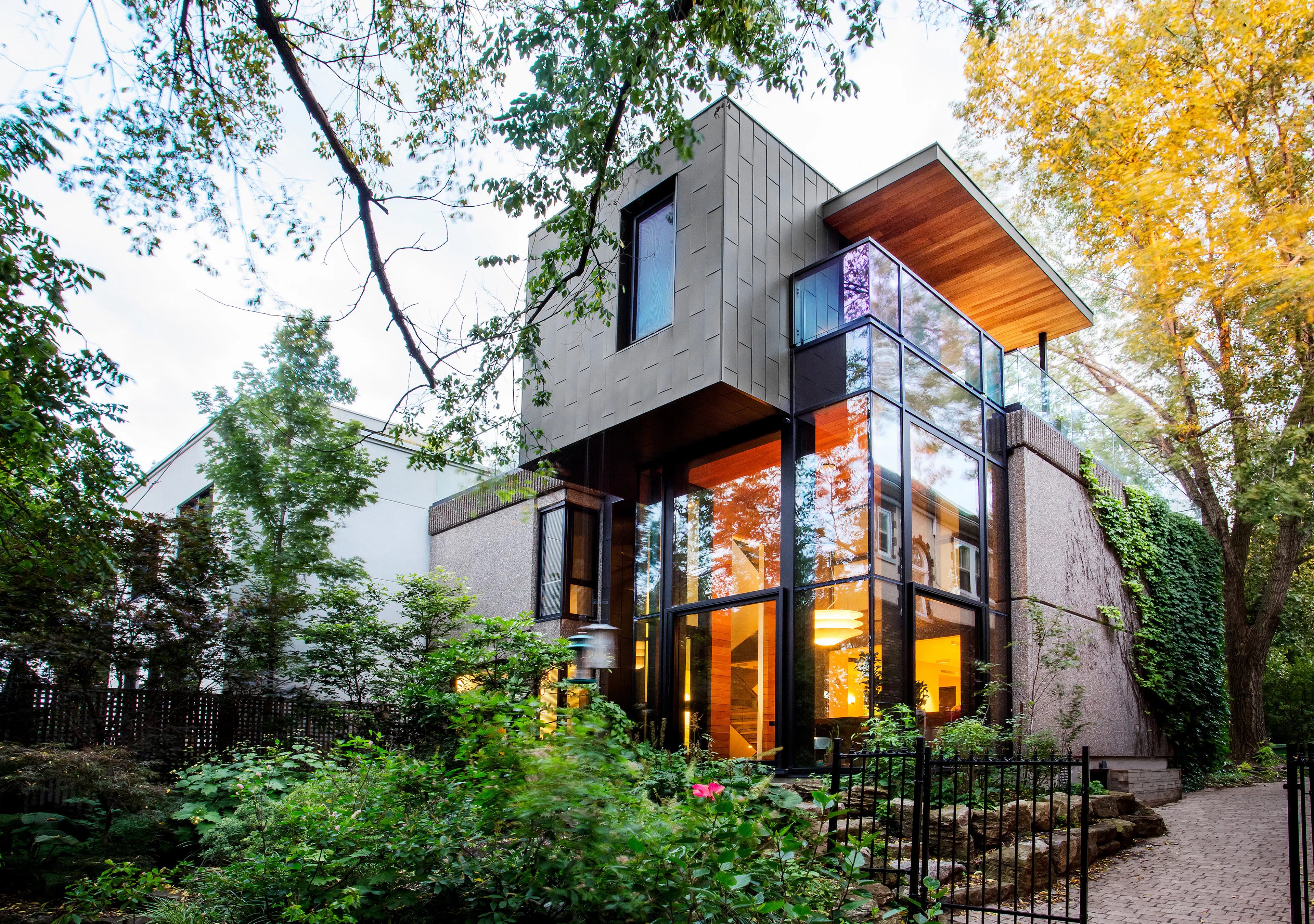 A Timeless Contrast — 25